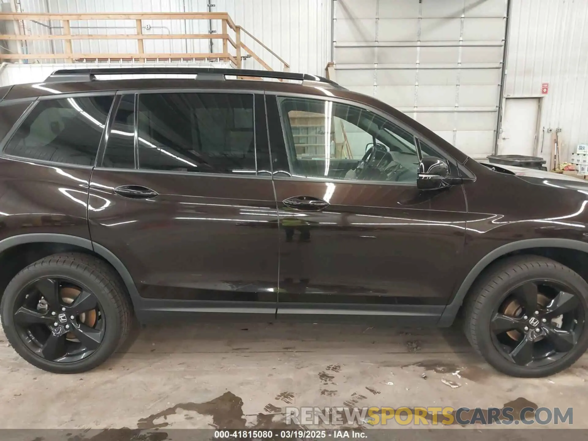 14 Photograph of a damaged car 5FNYF8H02LB010085 HONDA PASSPORT 2020