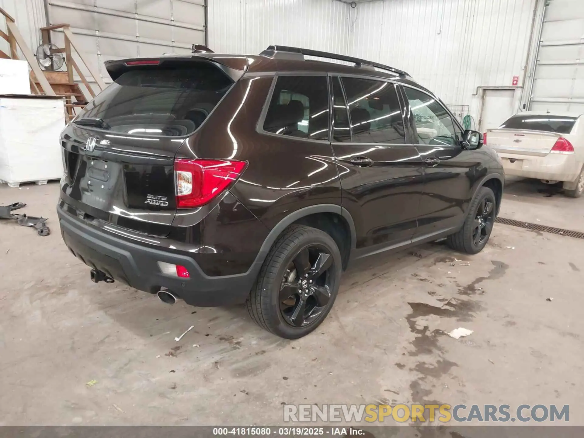 4 Photograph of a damaged car 5FNYF8H02LB010085 HONDA PASSPORT 2020