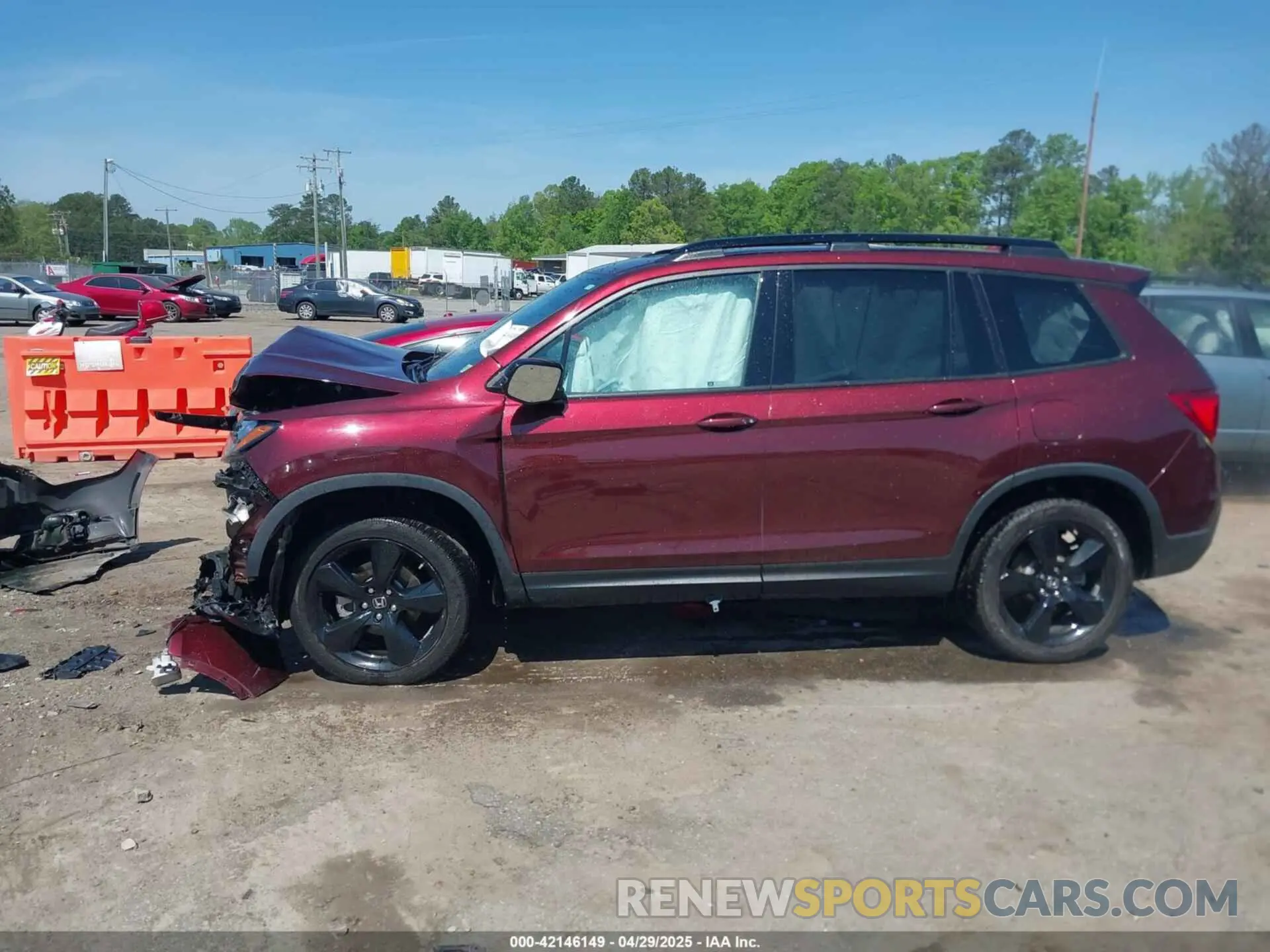 14 Photograph of a damaged car 5FNYF8H07LB001219 HONDA PASSPORT 2020