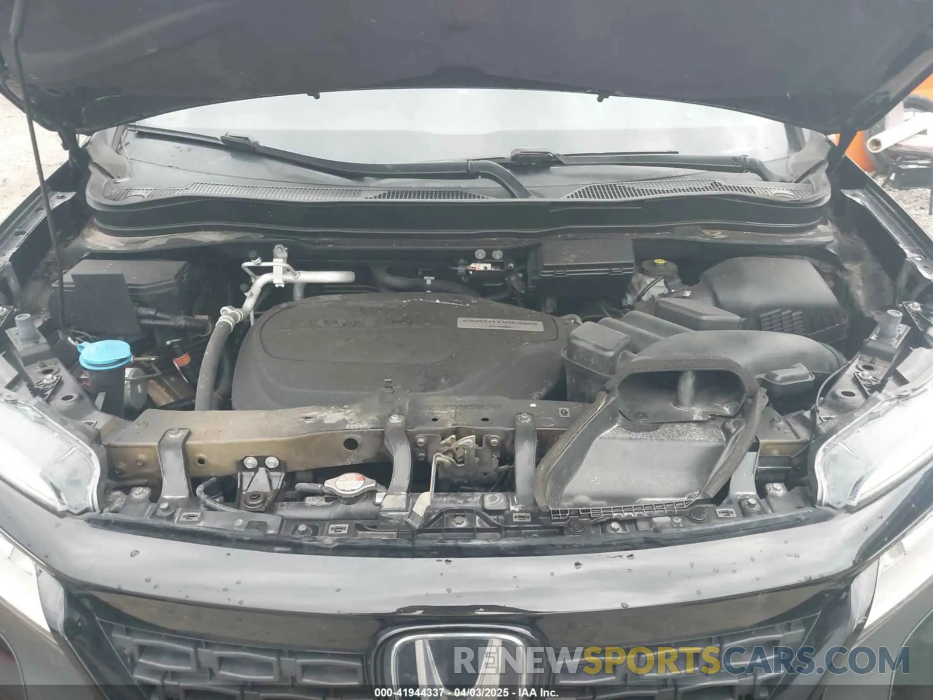 10 Photograph of a damaged car 5FNYF8H08LB014836 HONDA PASSPORT 2020