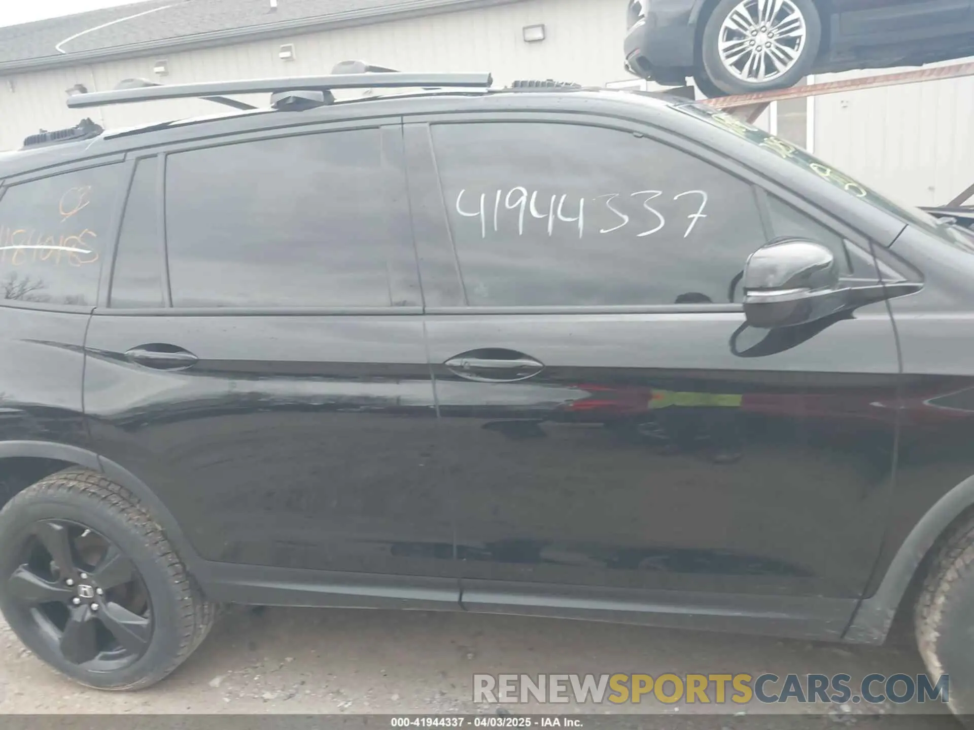 14 Photograph of a damaged car 5FNYF8H08LB014836 HONDA PASSPORT 2020