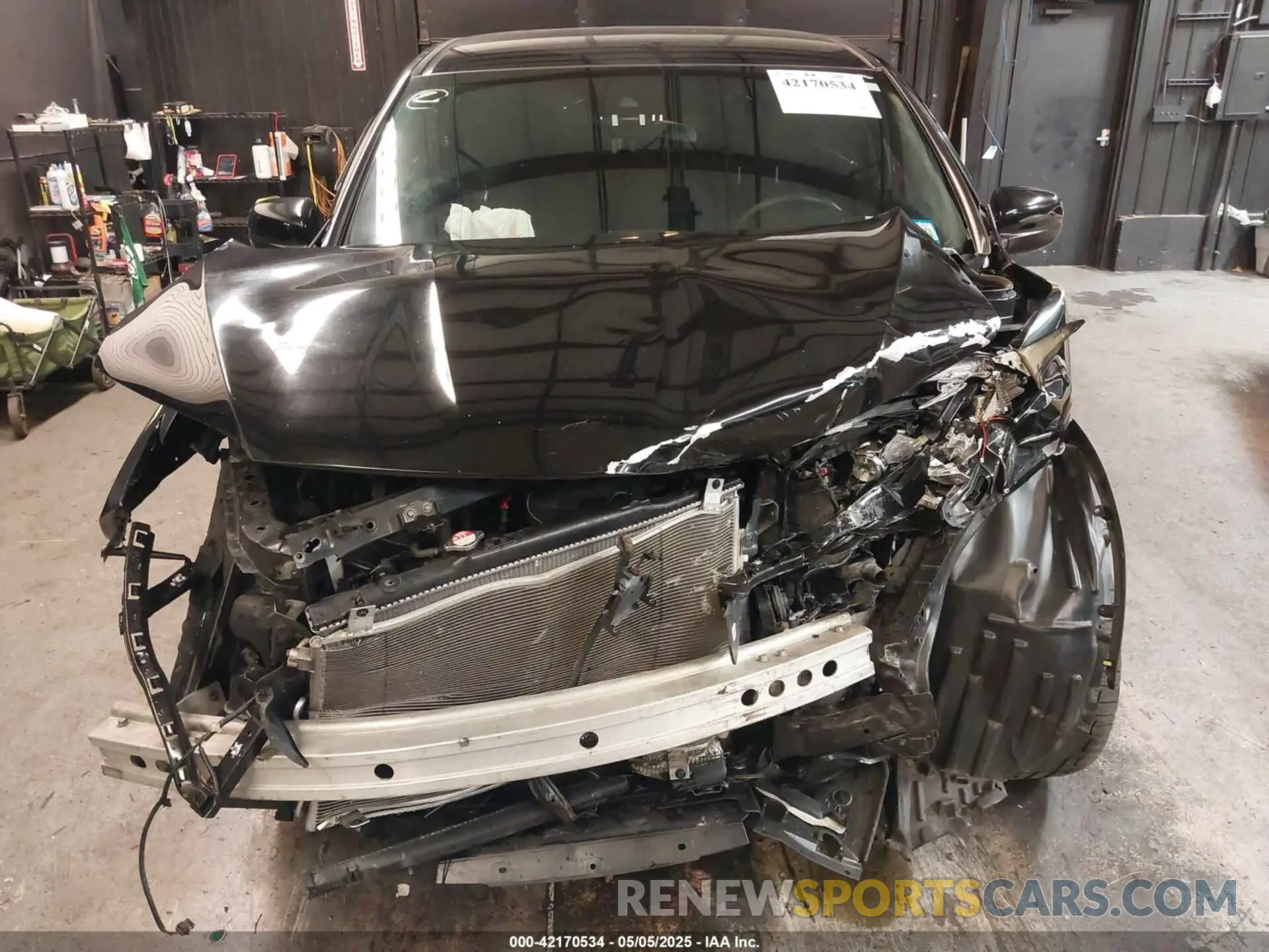 6 Photograph of a damaged car 5FNYF8H22LB015661 HONDA PASSPORT 2020