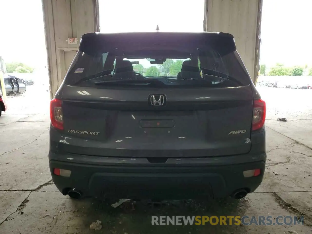 6 Photograph of a damaged car 5FNYF8H50LB000022 HONDA PASSPORT 2020
