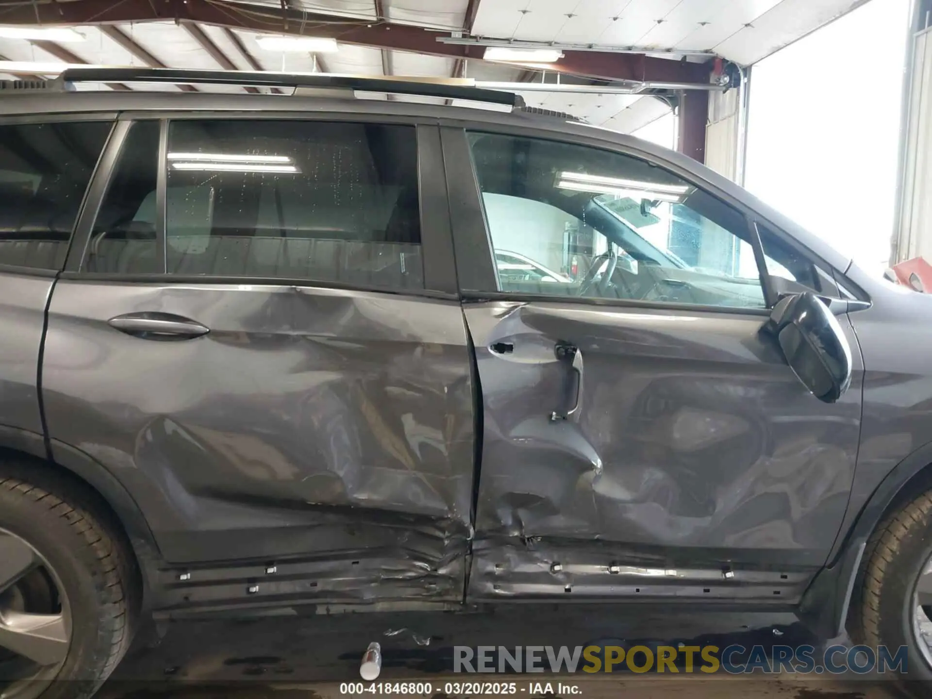 14 Photograph of a damaged car 5FNYF8H50LB006189 HONDA PASSPORT 2020