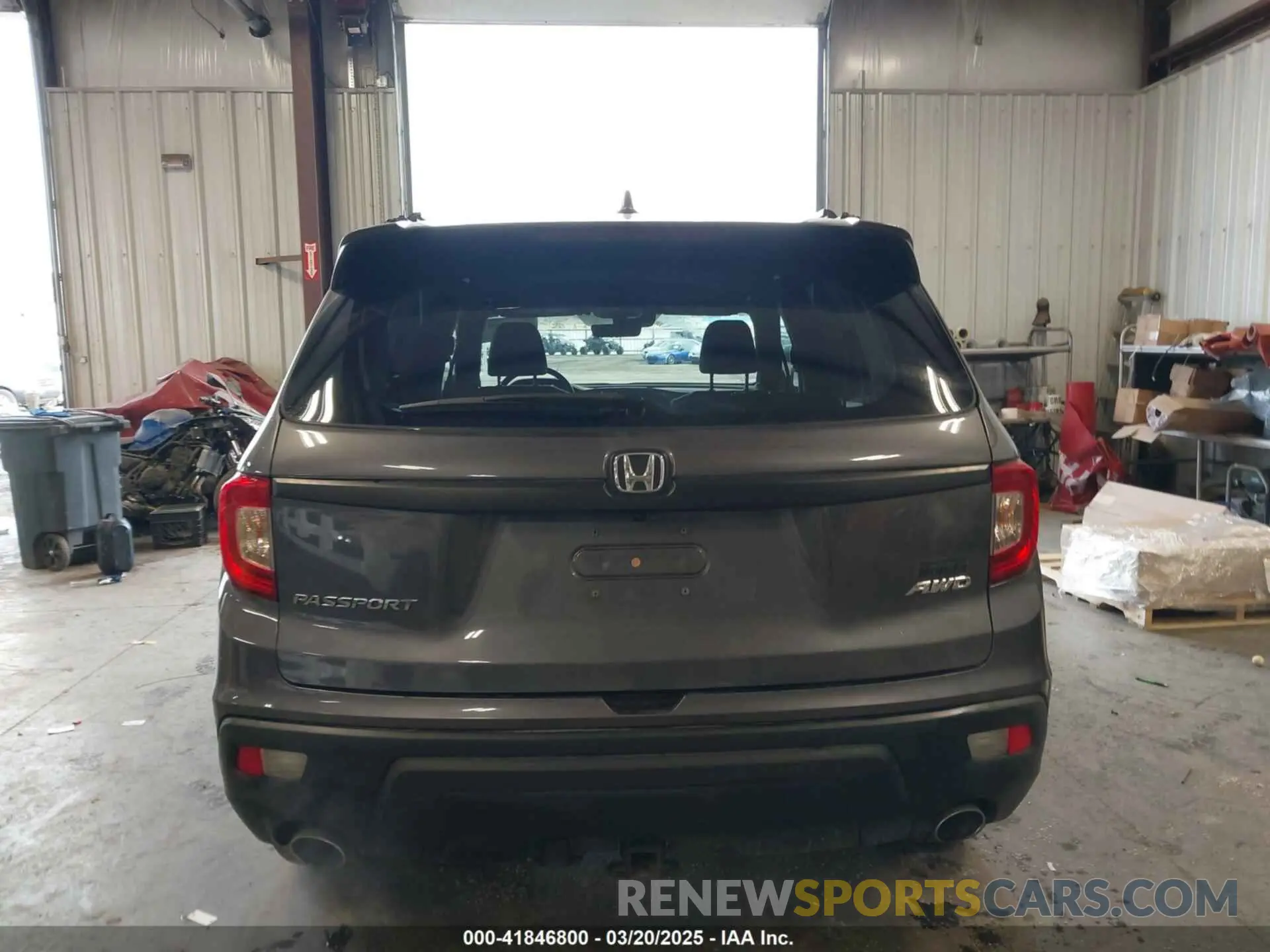 17 Photograph of a damaged car 5FNYF8H50LB006189 HONDA PASSPORT 2020