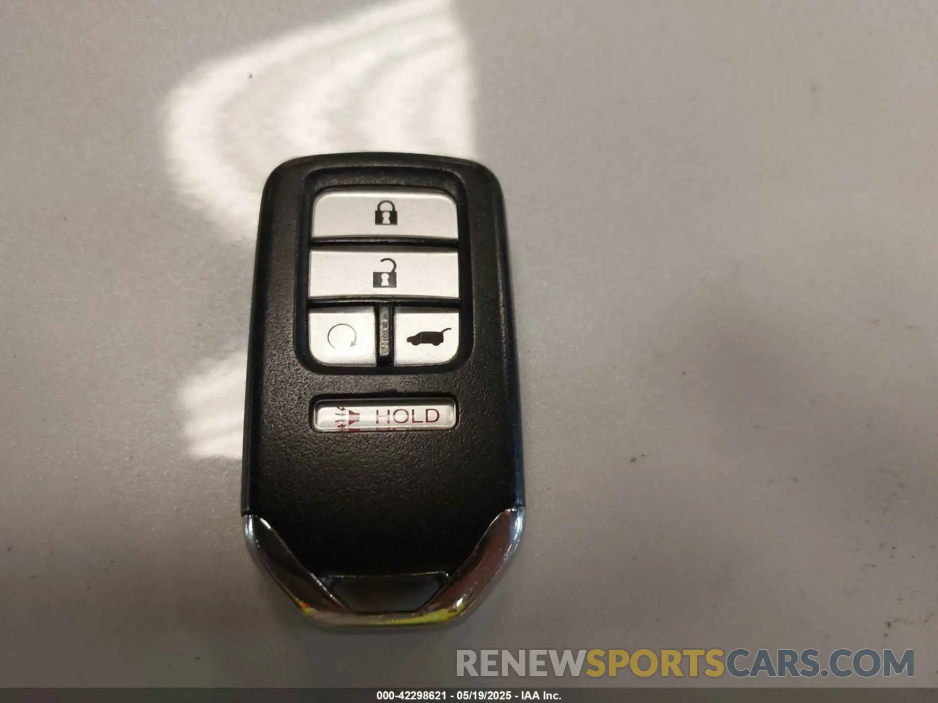 11 Photograph of a damaged car 5FNYF8H52LB009336 HONDA PASSPORT 2020