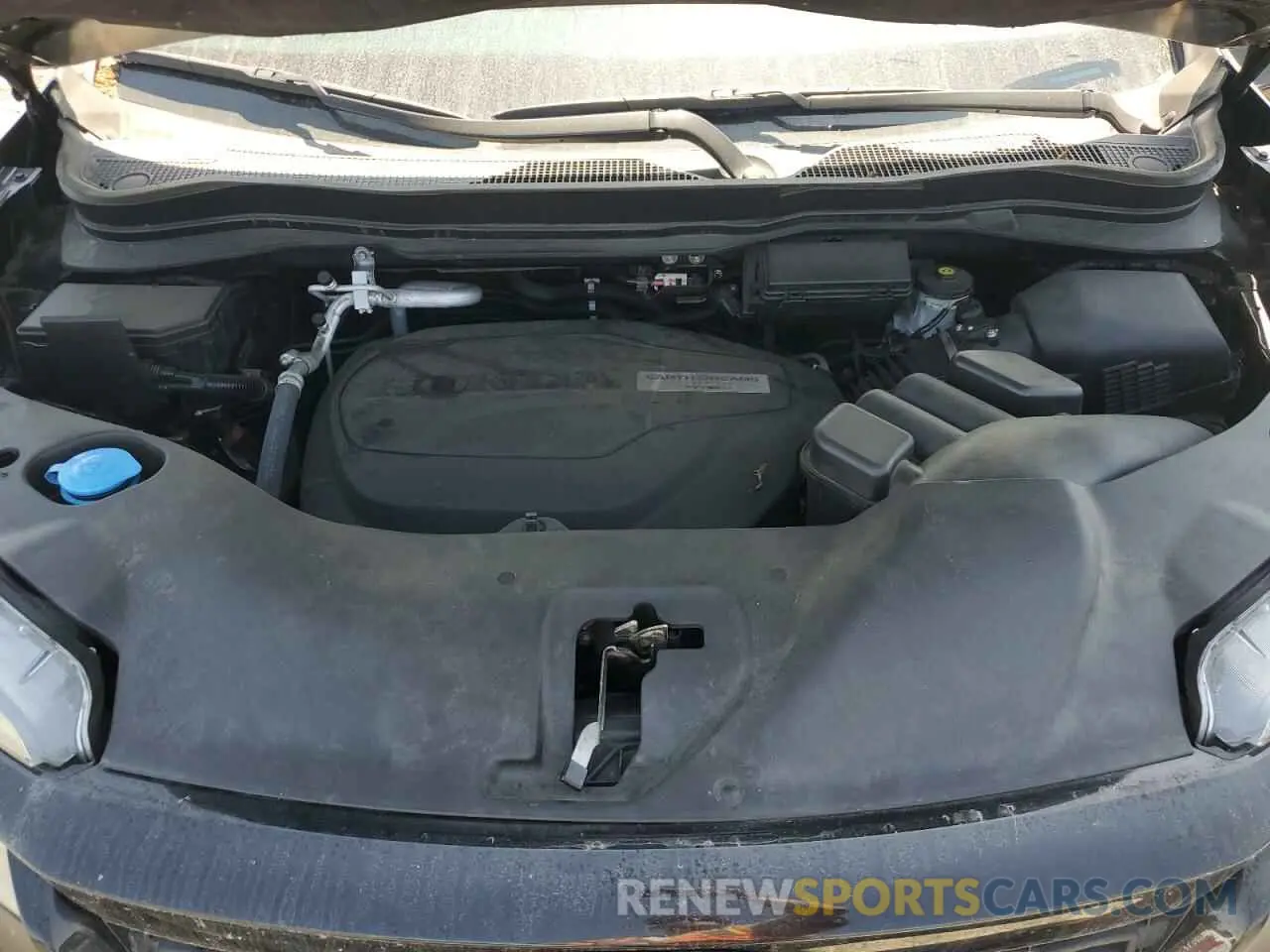 12 Photograph of a damaged car 5FNYF8H54LB000315 HONDA PASSPORT 2020