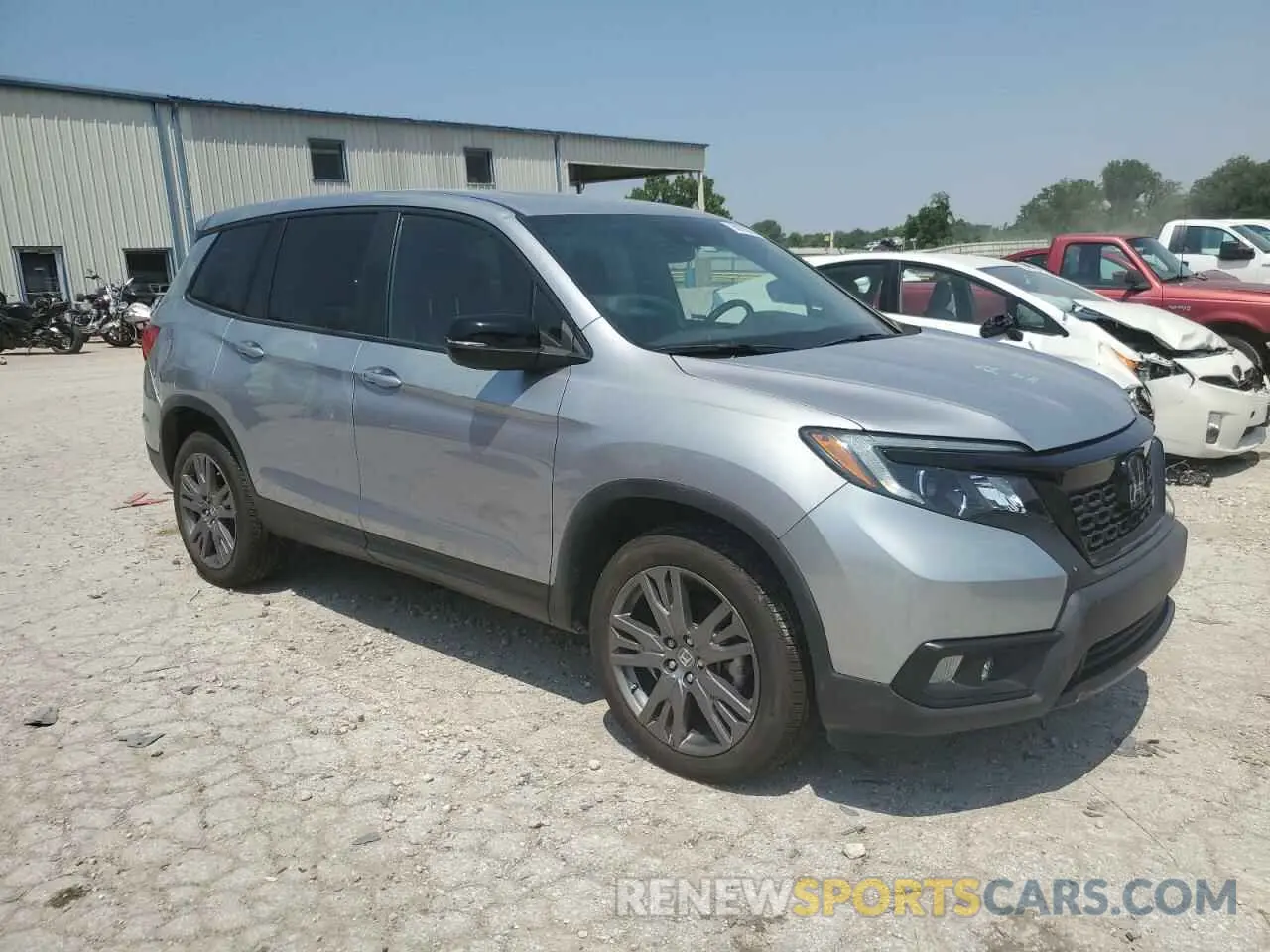 4 Photograph of a damaged car 5FNYF8H56LB006407 HONDA PASSPORT 2020