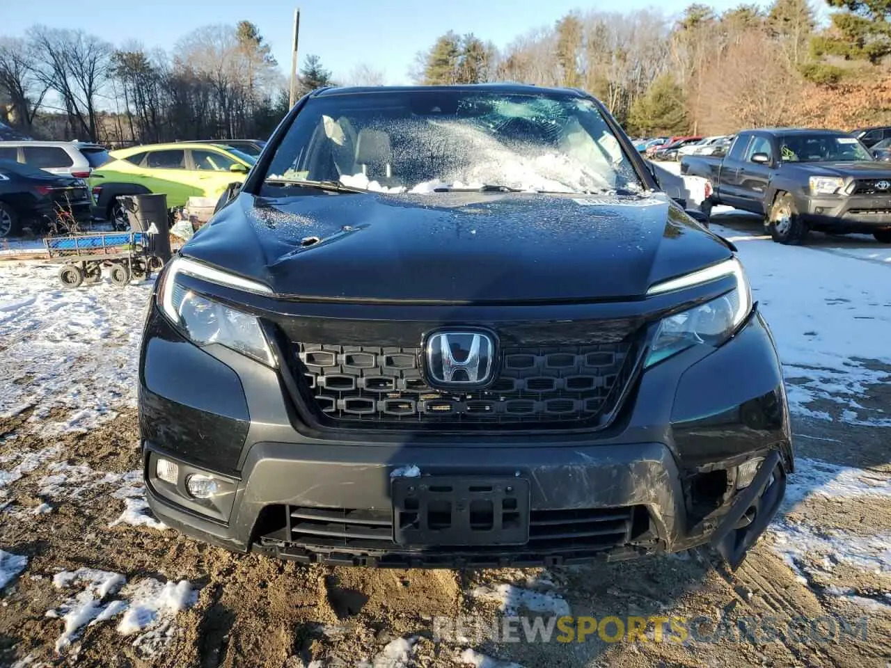 5 Photograph of a damaged car 5FNYF8H57LB019912 HONDA PASSPORT 2020