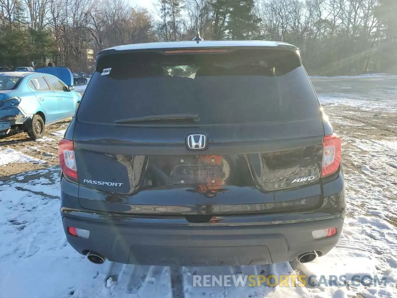 6 Photograph of a damaged car 5FNYF8H57LB019912 HONDA PASSPORT 2020