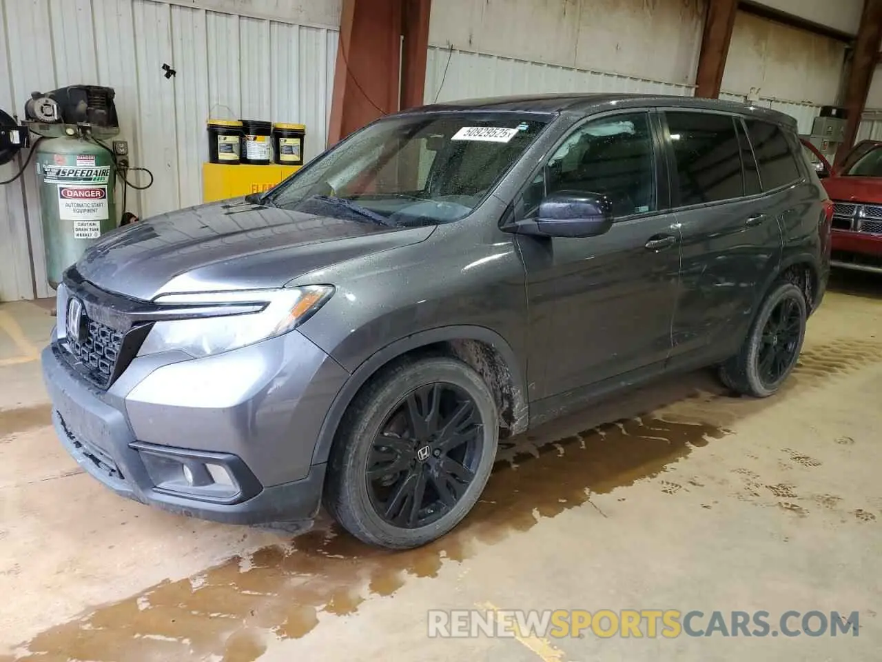 1 Photograph of a damaged car 5FNYF7H26MB008613 HONDA PASSPORT 2021