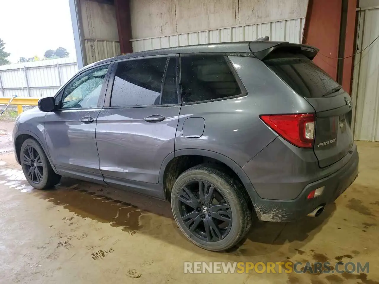 2 Photograph of a damaged car 5FNYF7H26MB008613 HONDA PASSPORT 2021