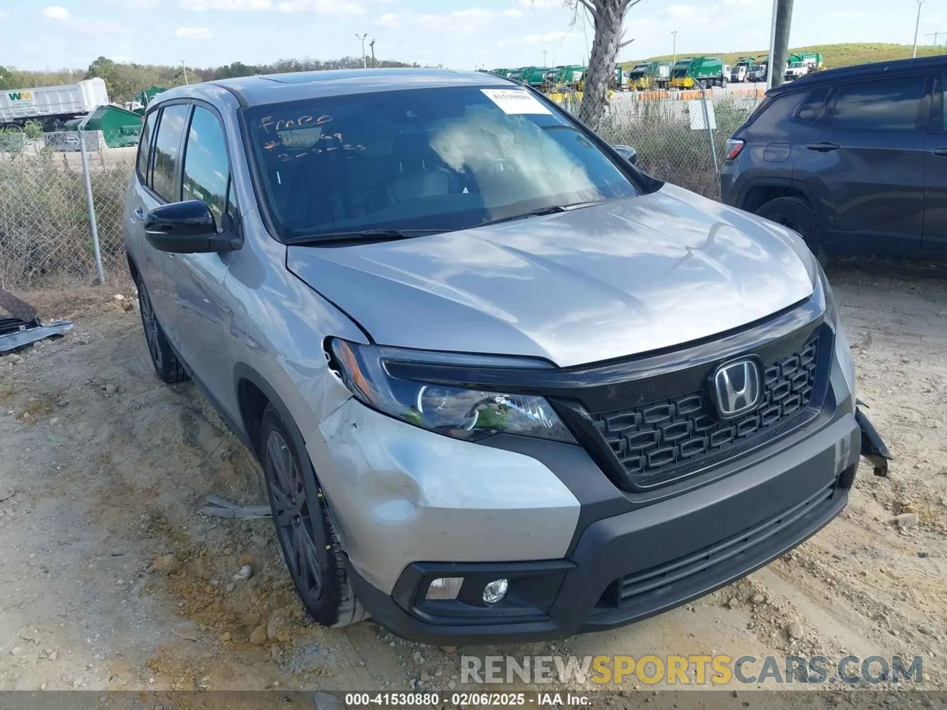 1 Photograph of a damaged car 5FNYF7H50MB011436 HONDA PASSPORT 2021