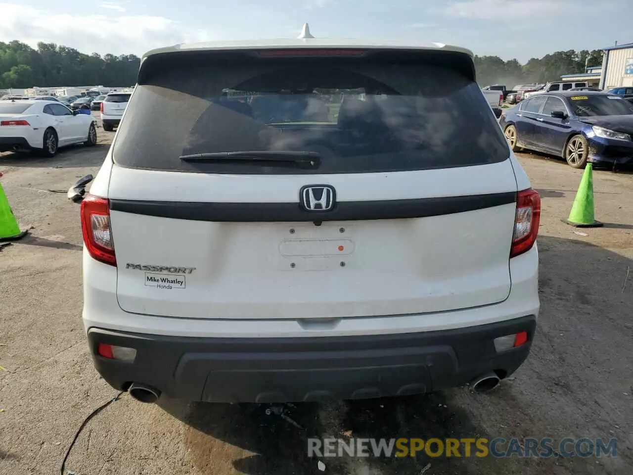 6 Photograph of a damaged car 5FNYF7H52MB005038 HONDA PASSPORT 2021