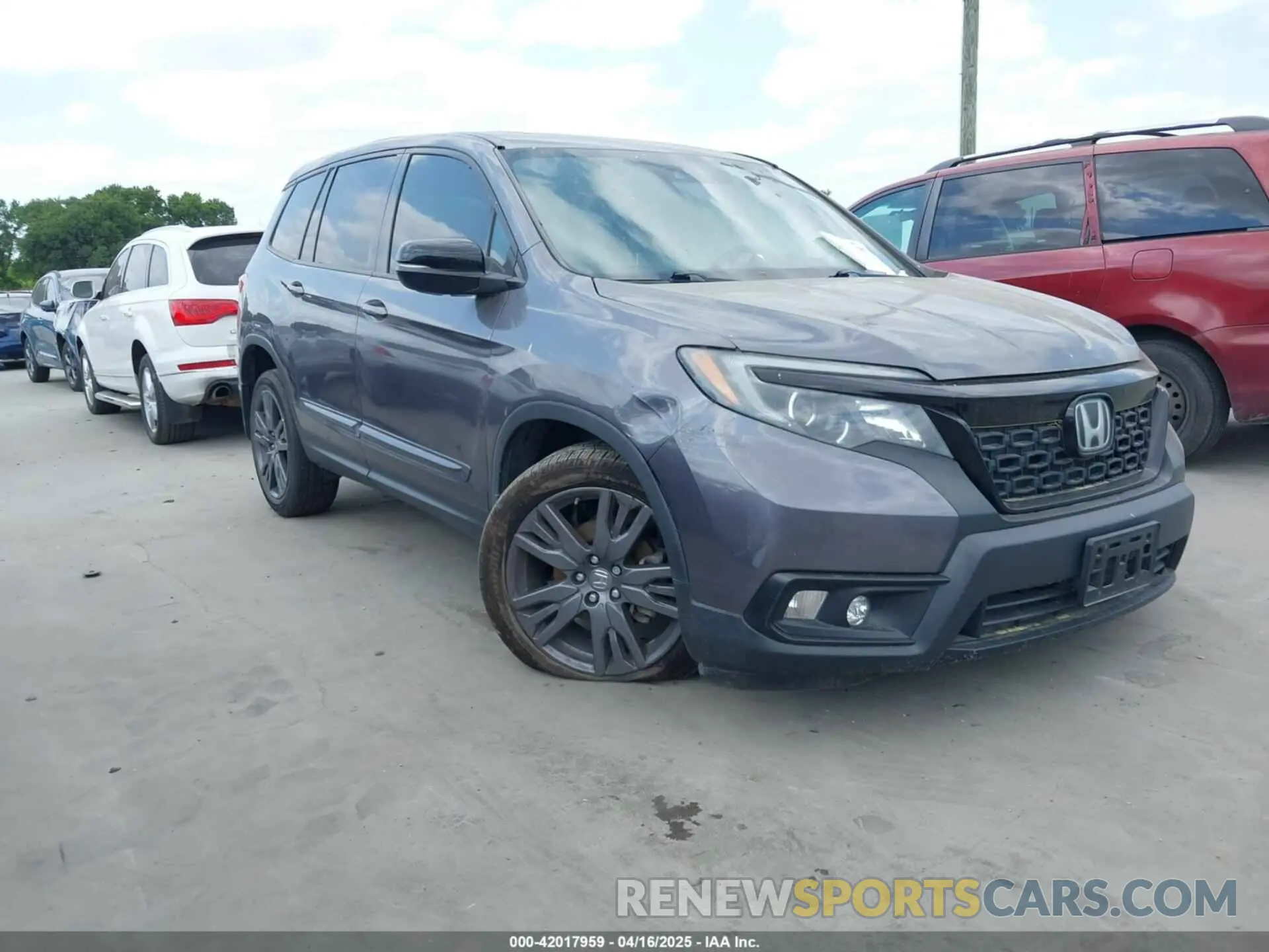 1 Photograph of a damaged car 5FNYF7H53MB008238 HONDA PASSPORT 2021