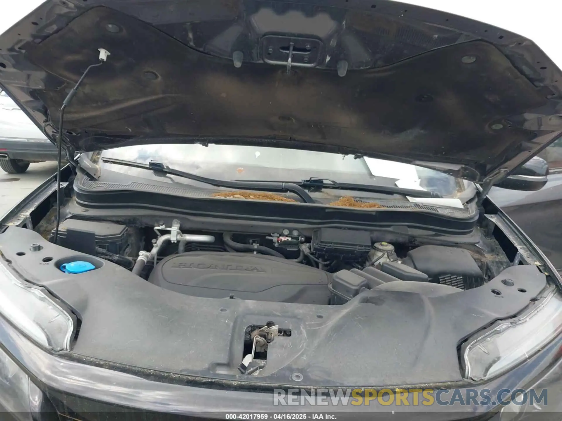 10 Photograph of a damaged car 5FNYF7H53MB008238 HONDA PASSPORT 2021