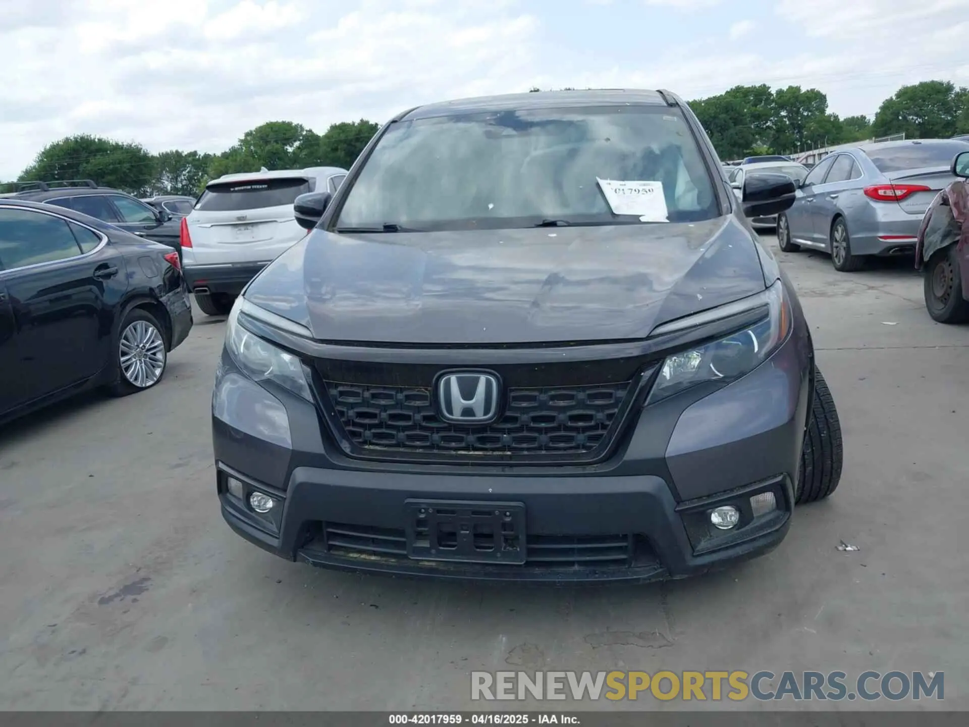13 Photograph of a damaged car 5FNYF7H53MB008238 HONDA PASSPORT 2021
