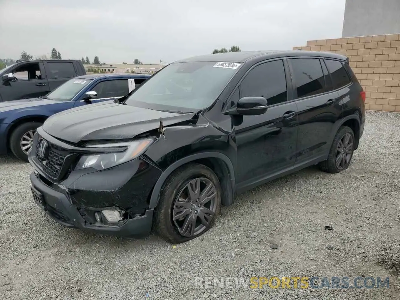 1 Photograph of a damaged car 5FNYF7H53MB010524 HONDA PASSPORT 2021