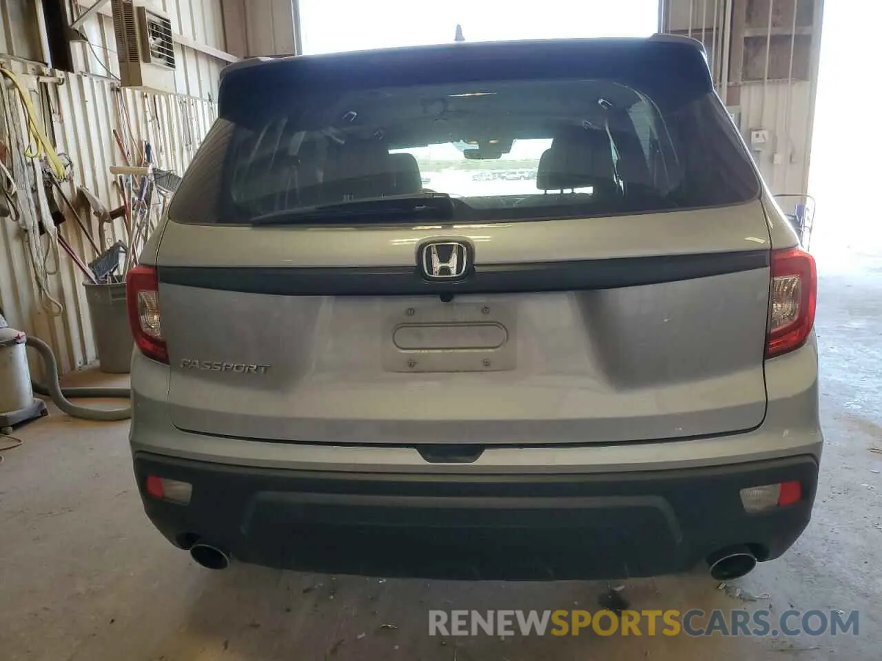 6 Photograph of a damaged car 5FNYF7H54MB008281 HONDA PASSPORT 2021