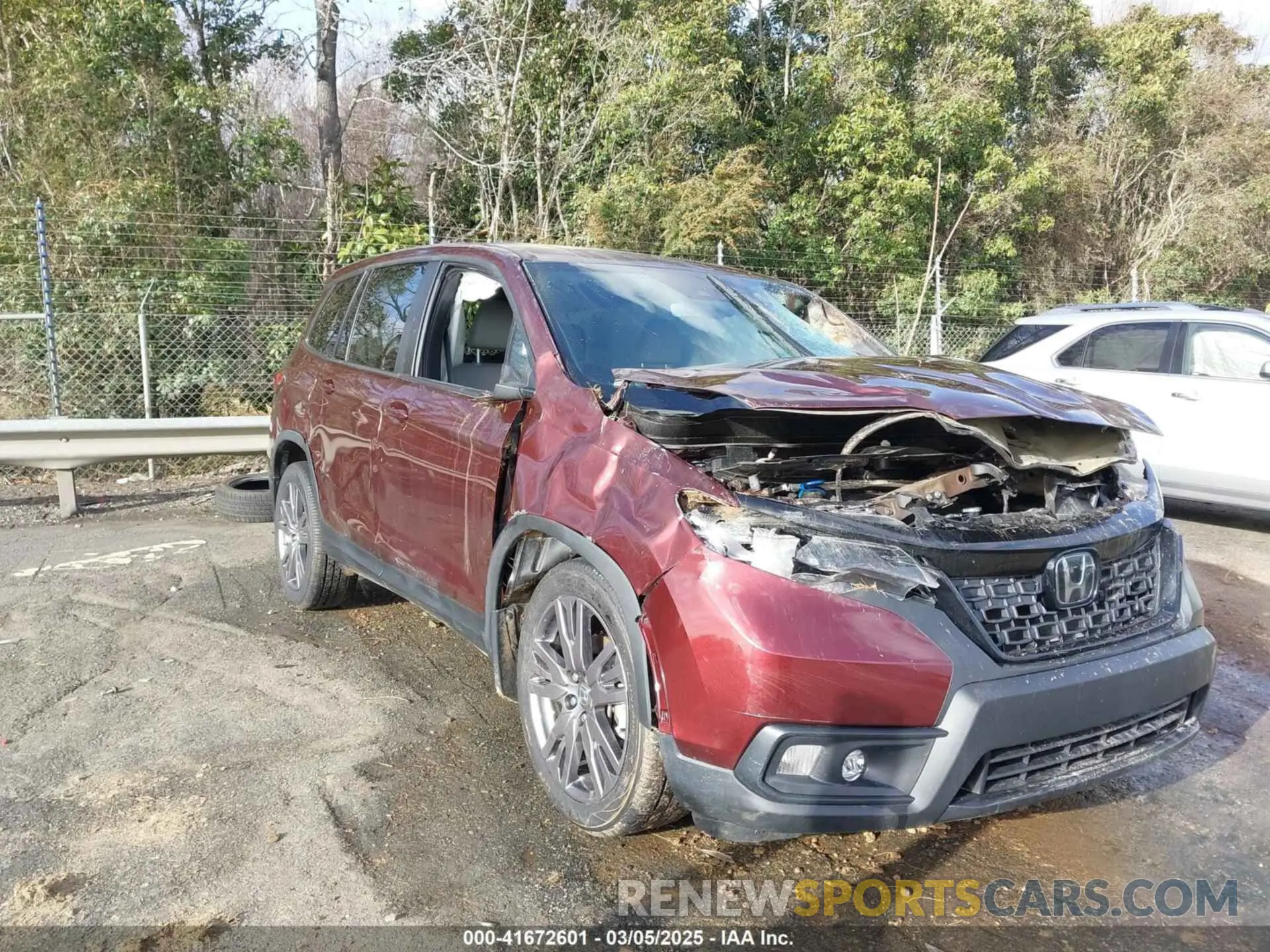 11 Photograph of a damaged car 5FNYF7H55MB015305 HONDA PASSPORT 2021