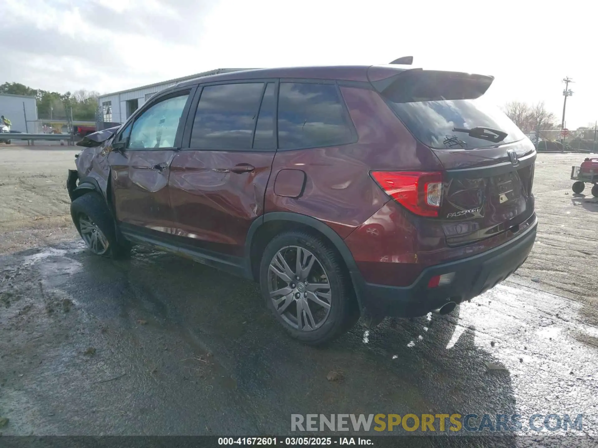 3 Photograph of a damaged car 5FNYF7H55MB015305 HONDA PASSPORT 2021