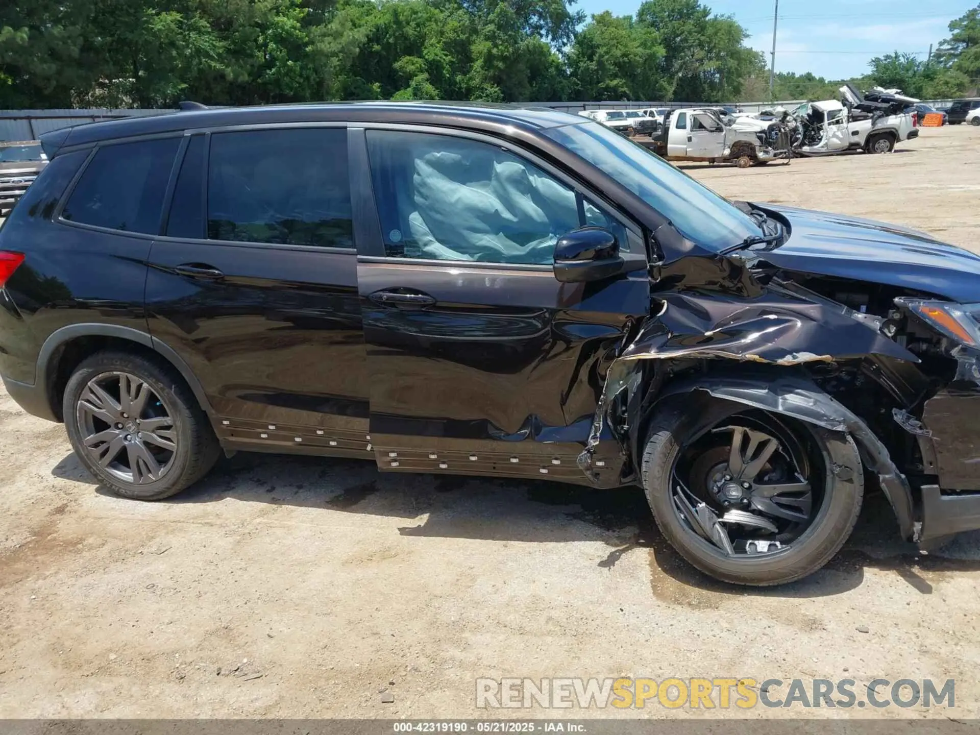 13 Photograph of a damaged car 5FNYF7H5XMB006986 HONDA PASSPORT 2021