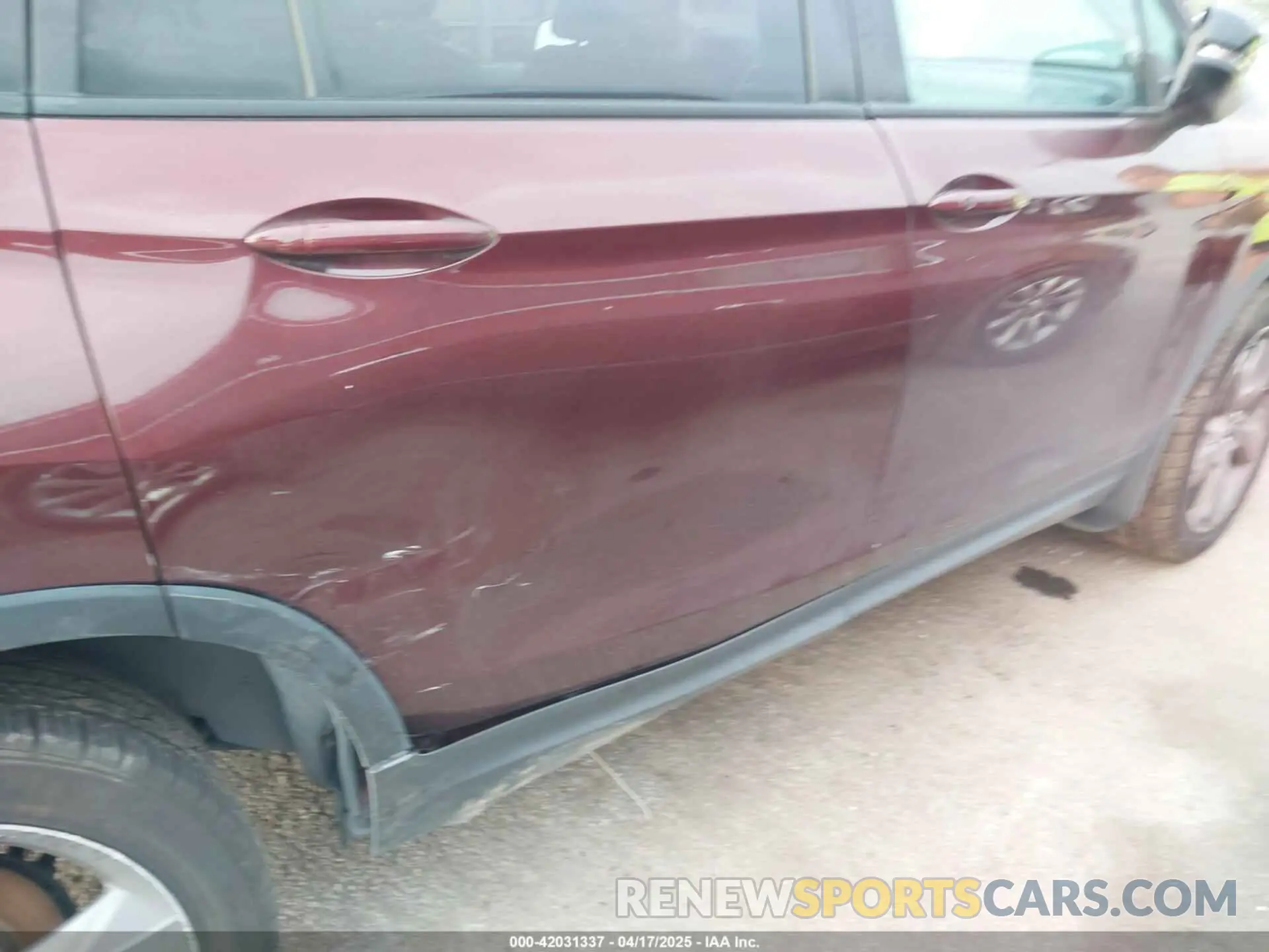 6 Photograph of a damaged car 5FNYF7H97MB002123 HONDA PASSPORT 2021