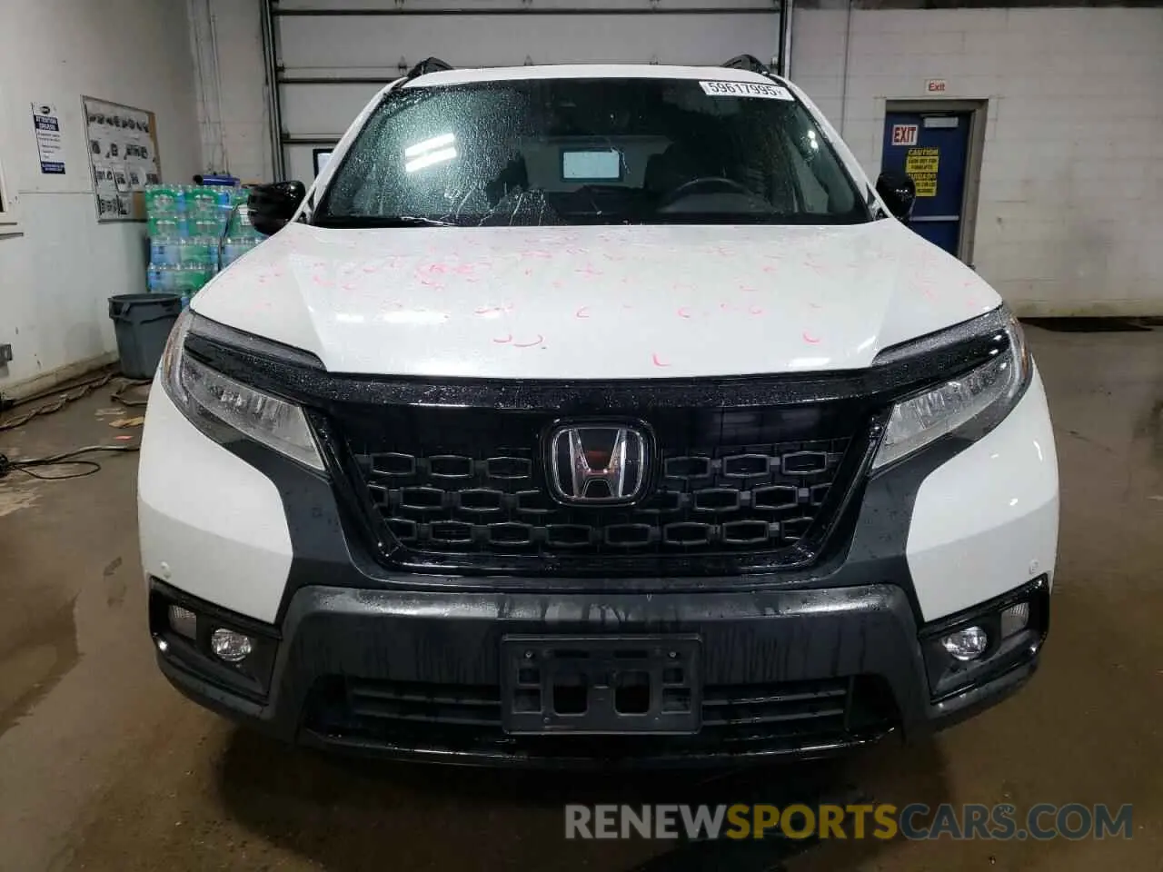 5 Photograph of a damaged car 5FNYF8H00MB000298 HONDA PASSPORT 2021