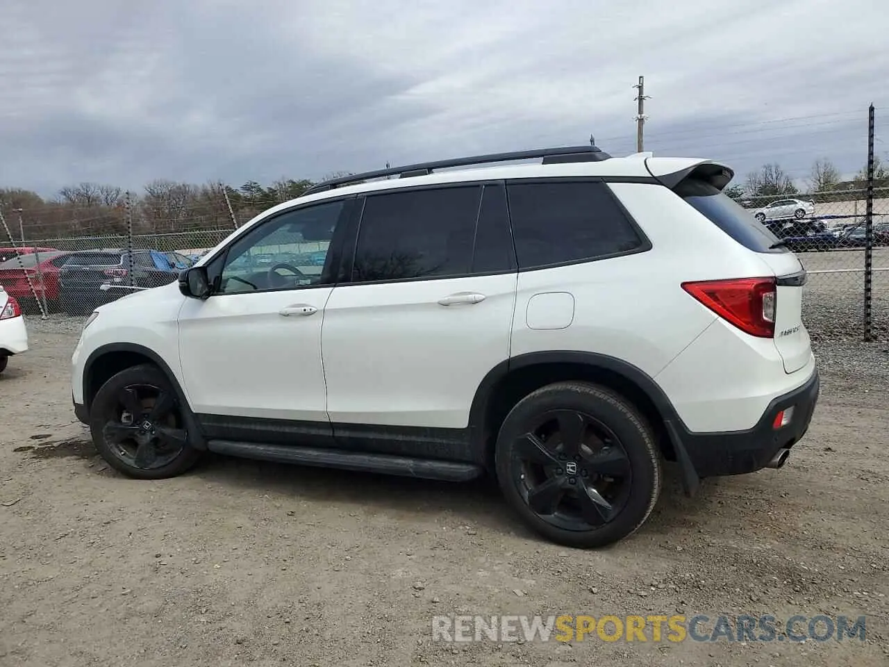 2 Photograph of a damaged car 5FNYF8H02MB027860 HONDA PASSPORT 2021