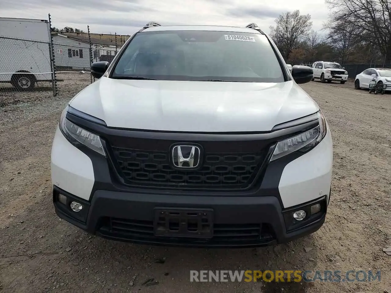 5 Photograph of a damaged car 5FNYF8H02MB027860 HONDA PASSPORT 2021
