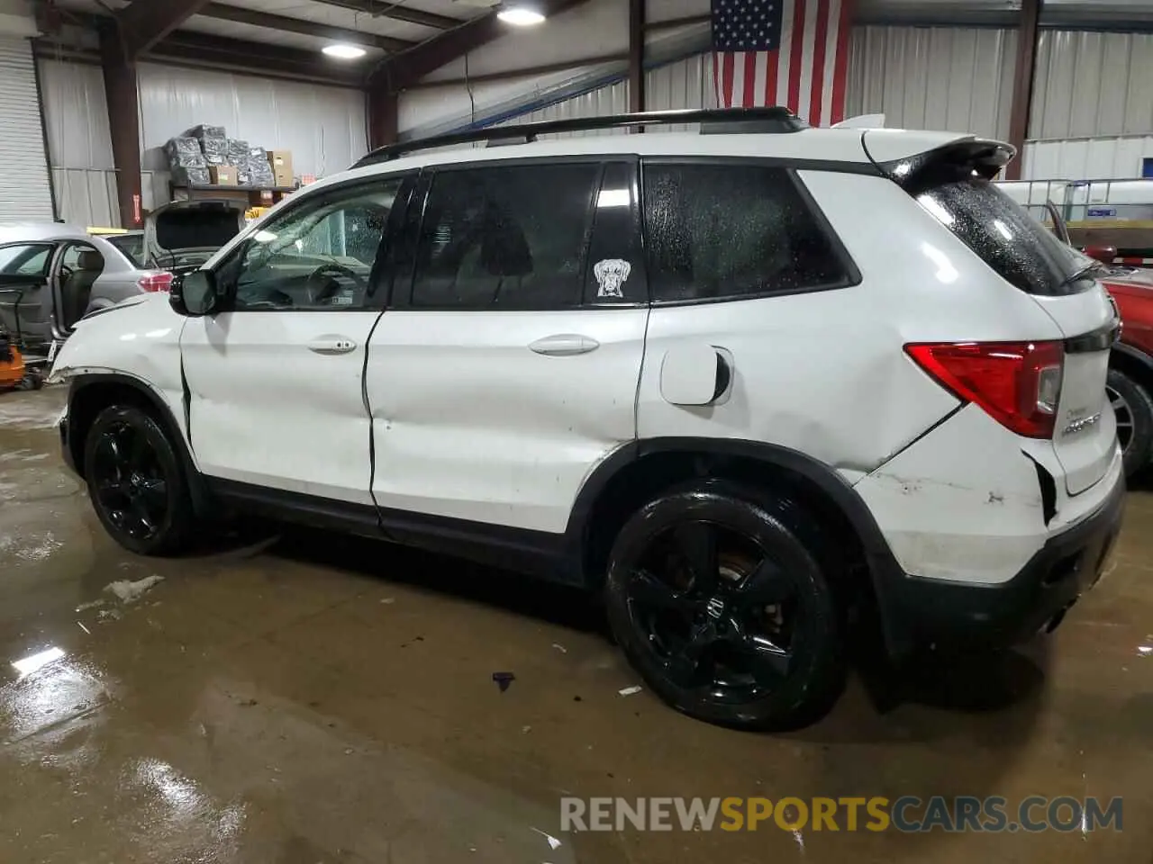 2 Photograph of a damaged car 5FNYF8H04MB007206 HONDA PASSPORT 2021