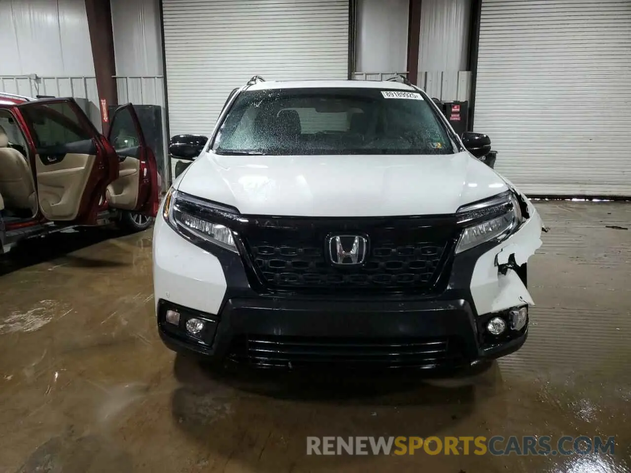 5 Photograph of a damaged car 5FNYF8H04MB007206 HONDA PASSPORT 2021