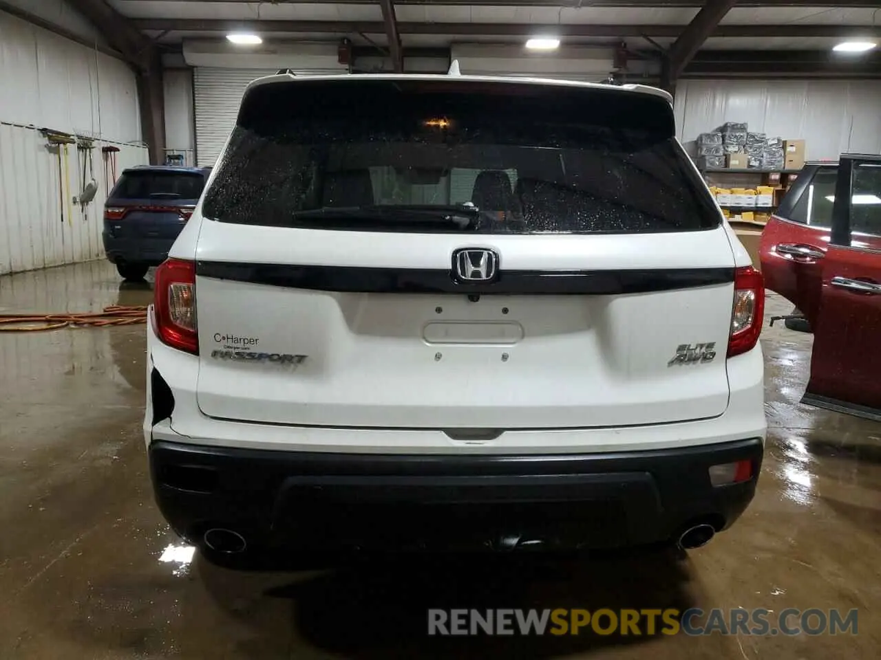 6 Photograph of a damaged car 5FNYF8H04MB007206 HONDA PASSPORT 2021