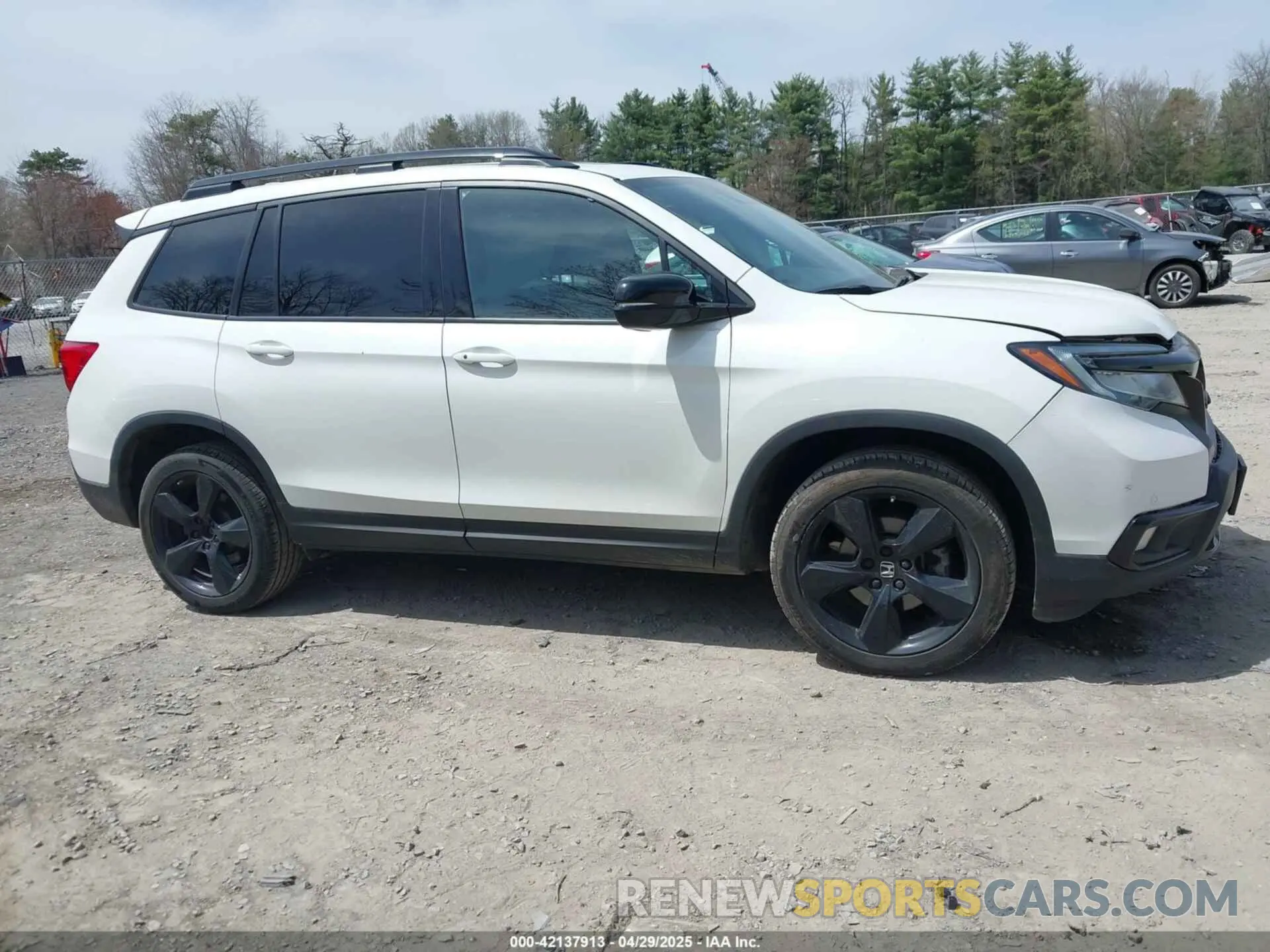 13 Photograph of a damaged car 5FNYF8H08MB014739 HONDA PASSPORT 2021