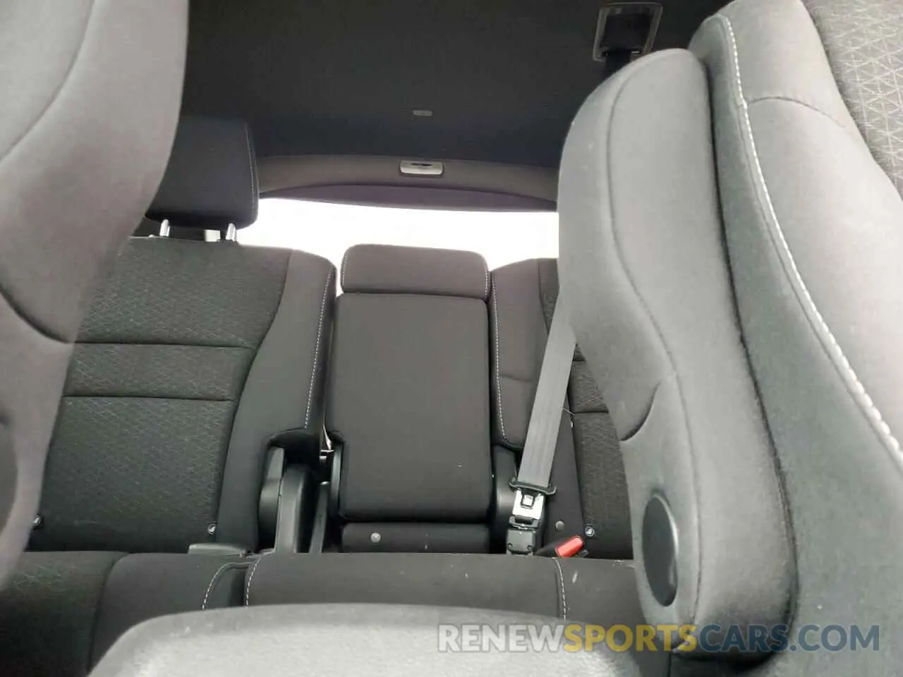 10 Photograph of a damaged car 5FNYF8H21MB031691 HONDA PASSPORT 2021