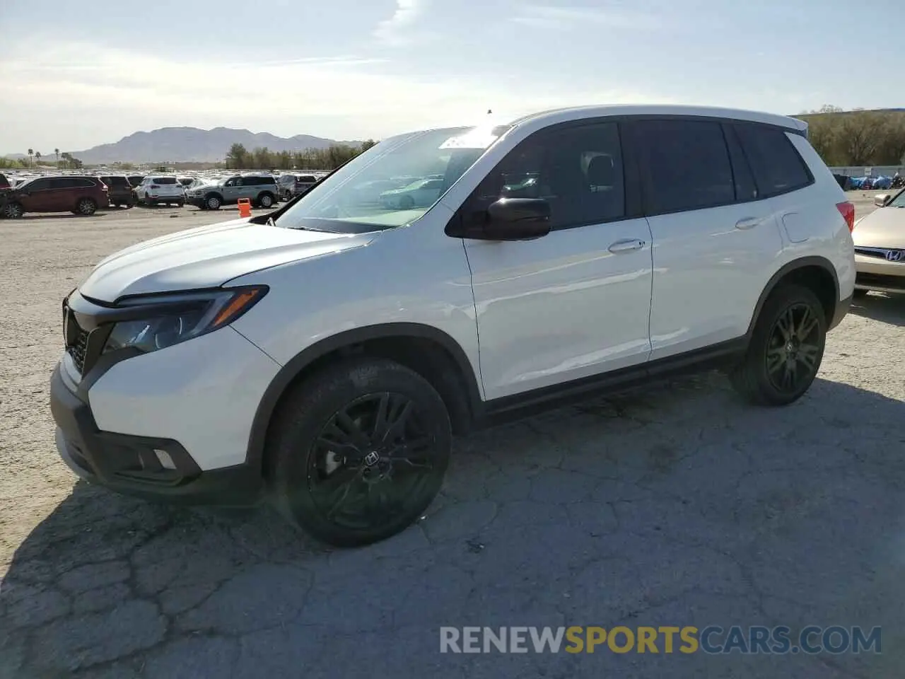 1 Photograph of a damaged car 5FNYF8H22MB030002 HONDA PASSPORT 2021