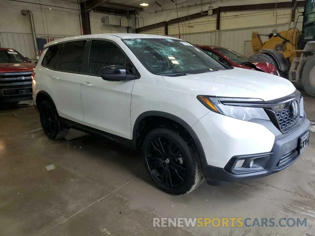 4 Photograph of a damaged car 5FNYF8H23MB015931 HONDA PASSPORT 2021