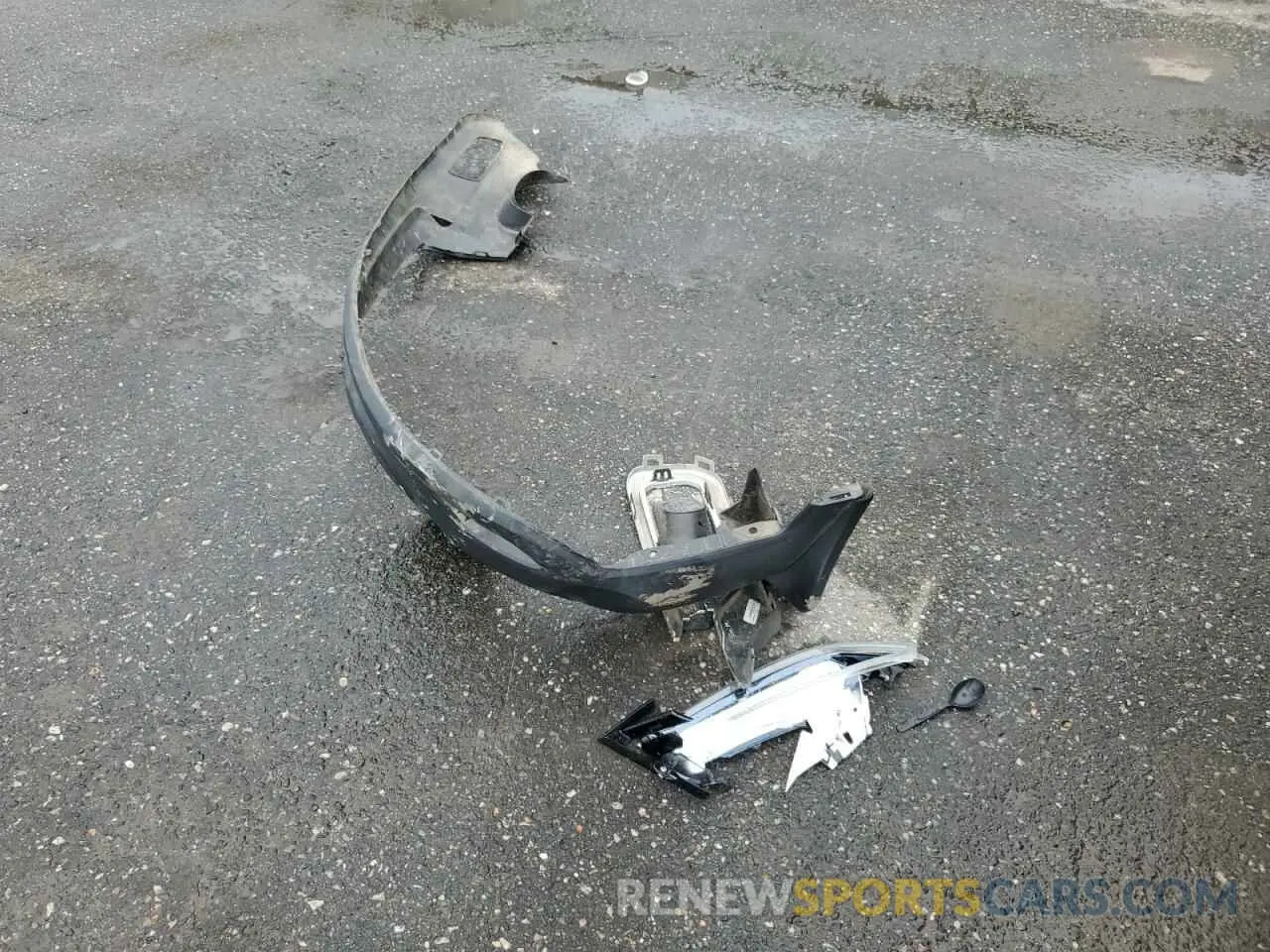 13 Photograph of a damaged car 5FNYF8H50MB004444 HONDA PASSPORT 2021