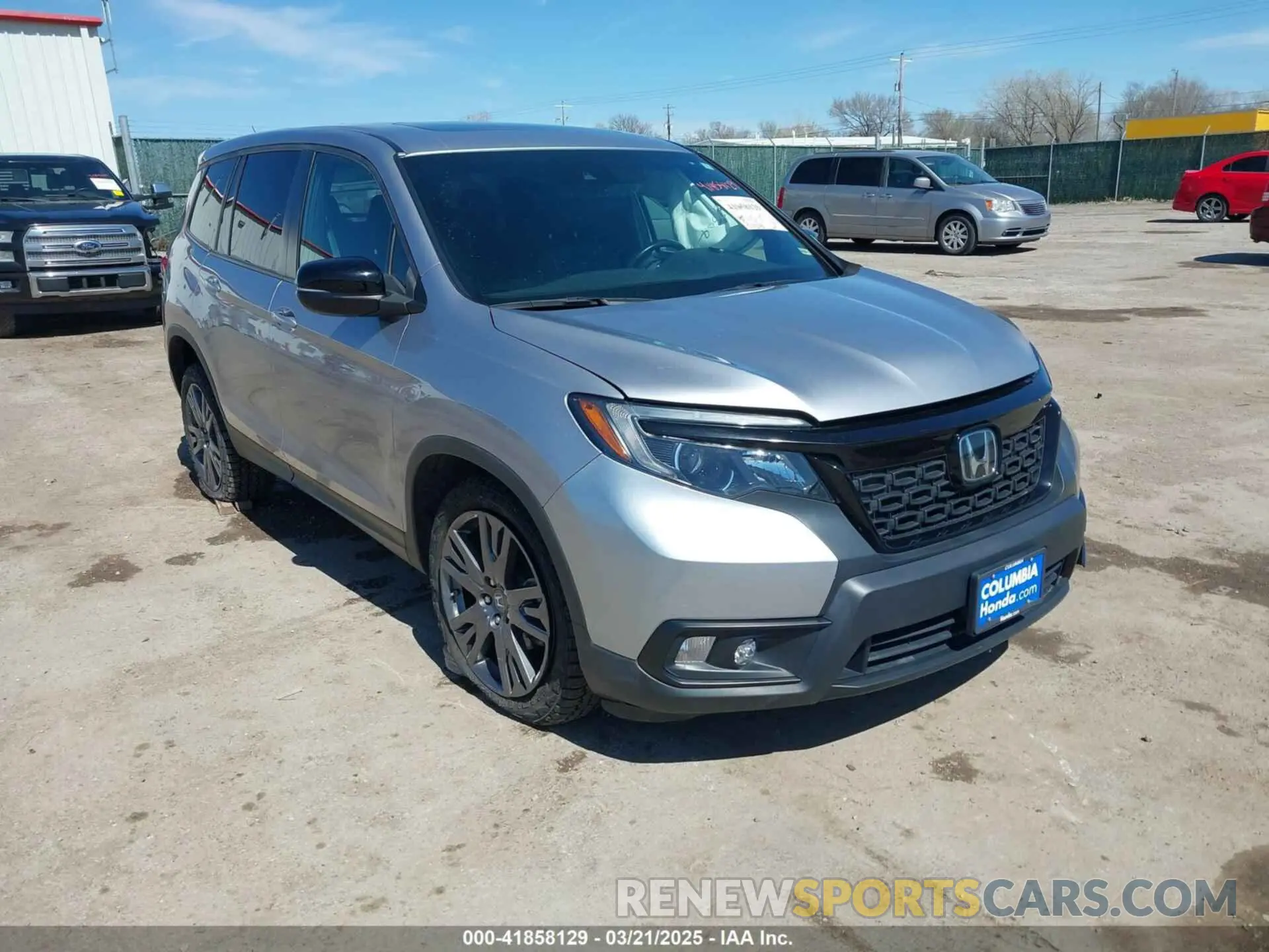 1 Photograph of a damaged car 5FNYF8H51MB024752 HONDA PASSPORT 2021