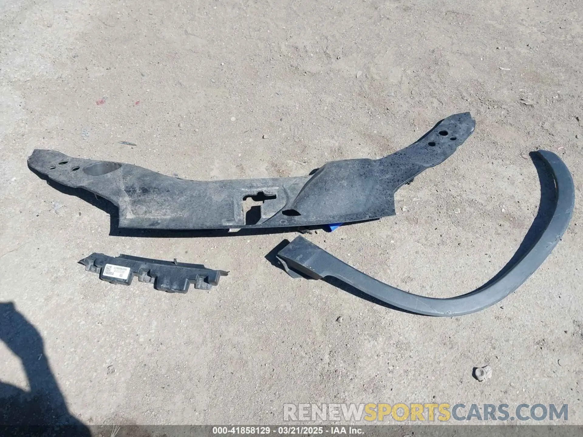 12 Photograph of a damaged car 5FNYF8H51MB024752 HONDA PASSPORT 2021