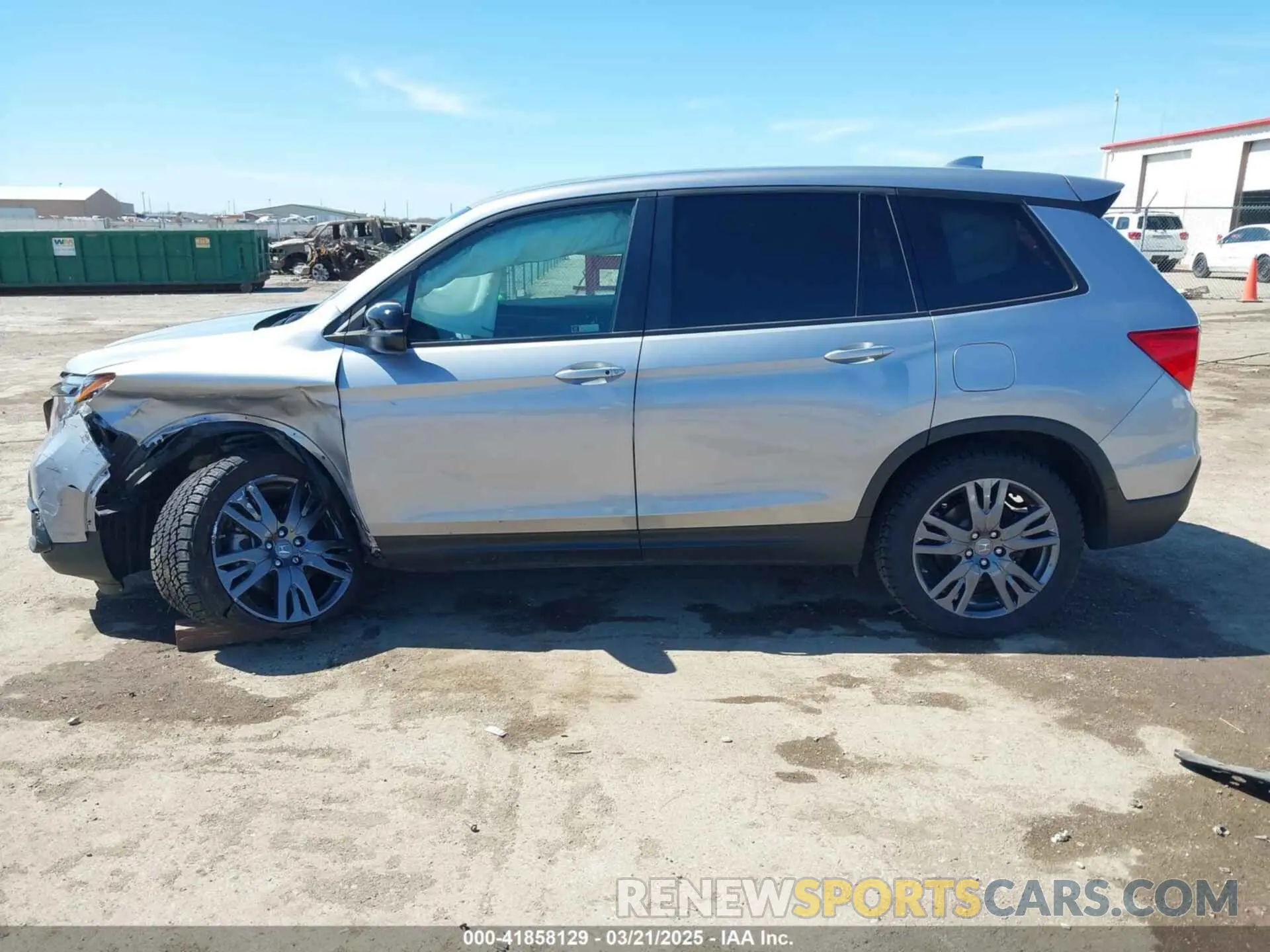 15 Photograph of a damaged car 5FNYF8H51MB024752 HONDA PASSPORT 2021