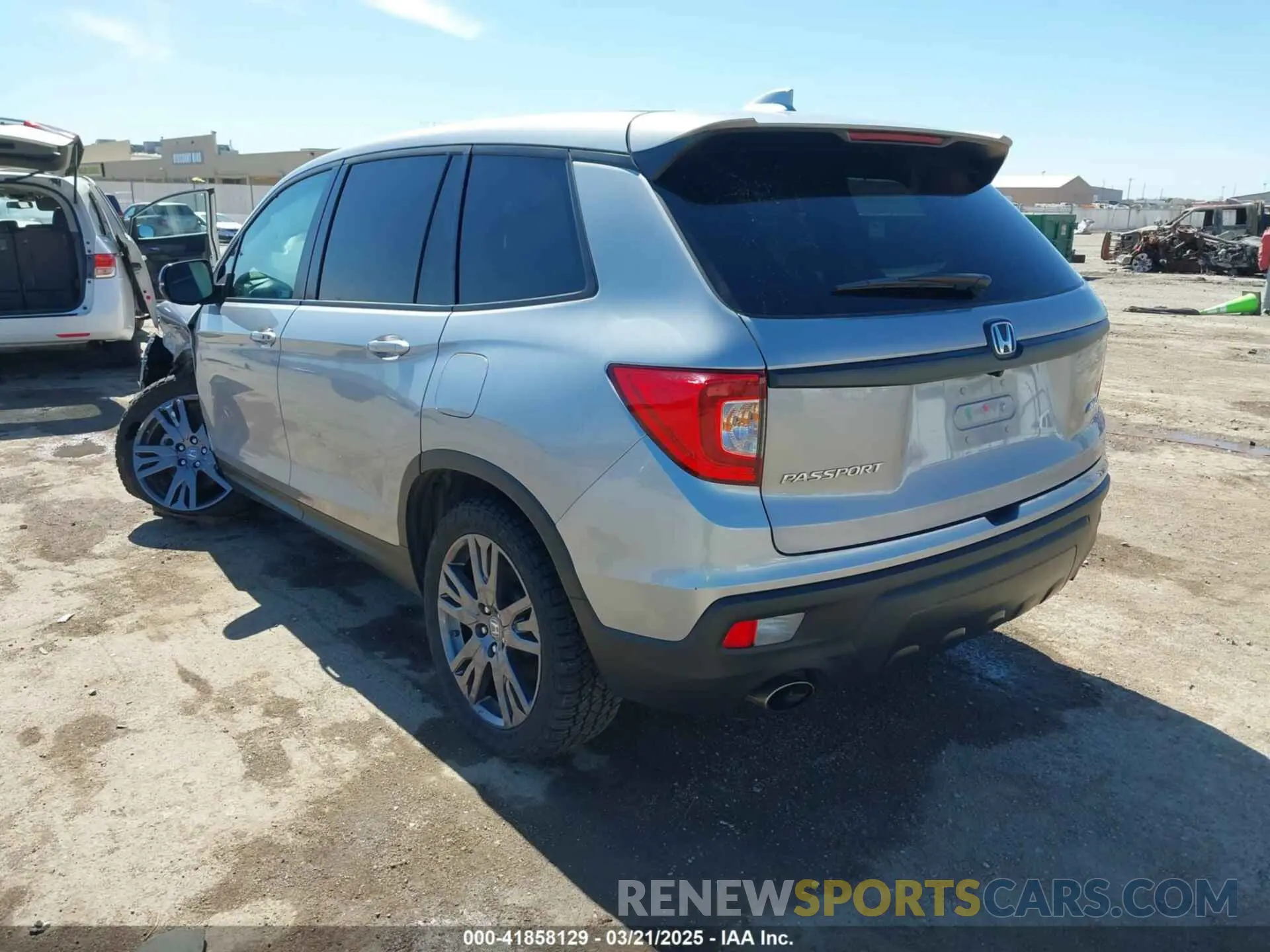 3 Photograph of a damaged car 5FNYF8H51MB024752 HONDA PASSPORT 2021
