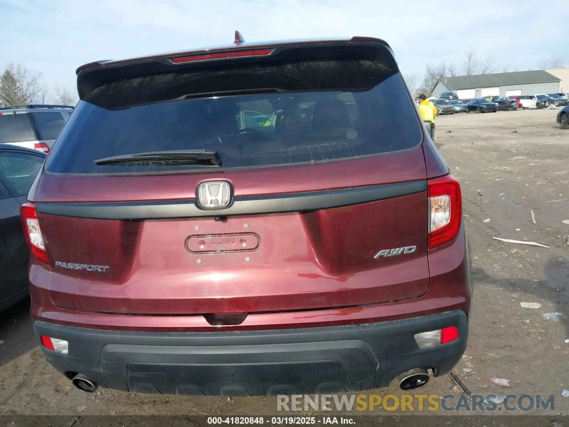 16 Photograph of a damaged car 5FNYF8H54MB006522 HONDA PASSPORT 2021