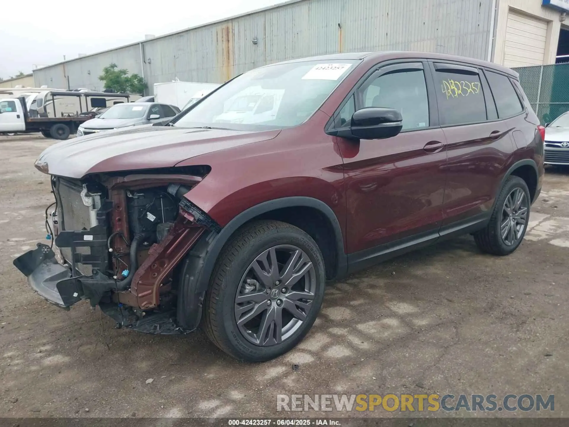 2 Photograph of a damaged car 5FNYF8H54MB016452 HONDA PASSPORT 2021