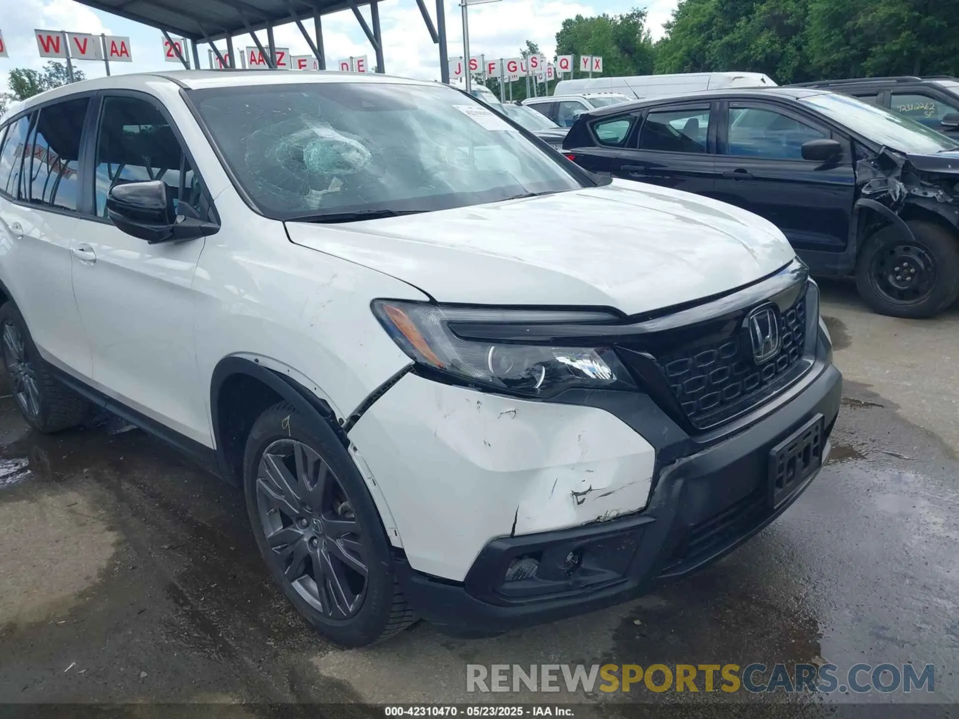 17 Photograph of a damaged car 5FNYF8H54MB041738 HONDA PASSPORT 2021