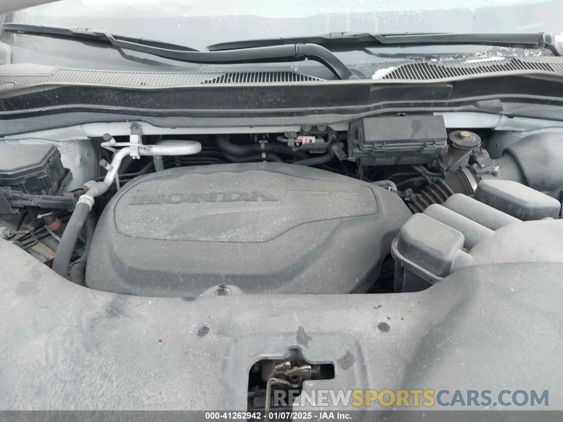 10 Photograph of a damaged car 5FNYF8H55MB004813 HONDA PASSPORT 2021
