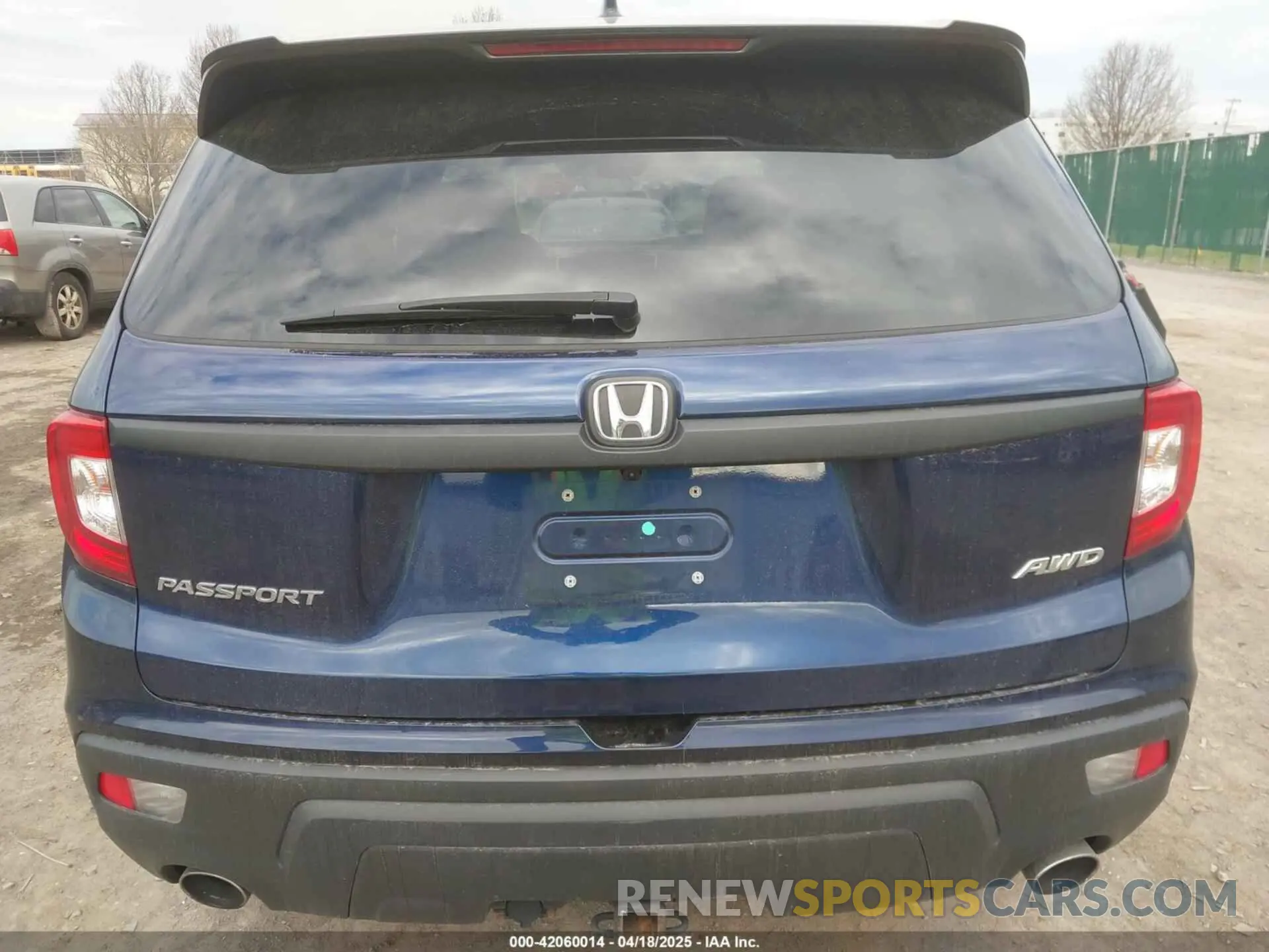 16 Photograph of a damaged car 5FNYF8H55MB023278 HONDA PASSPORT 2021