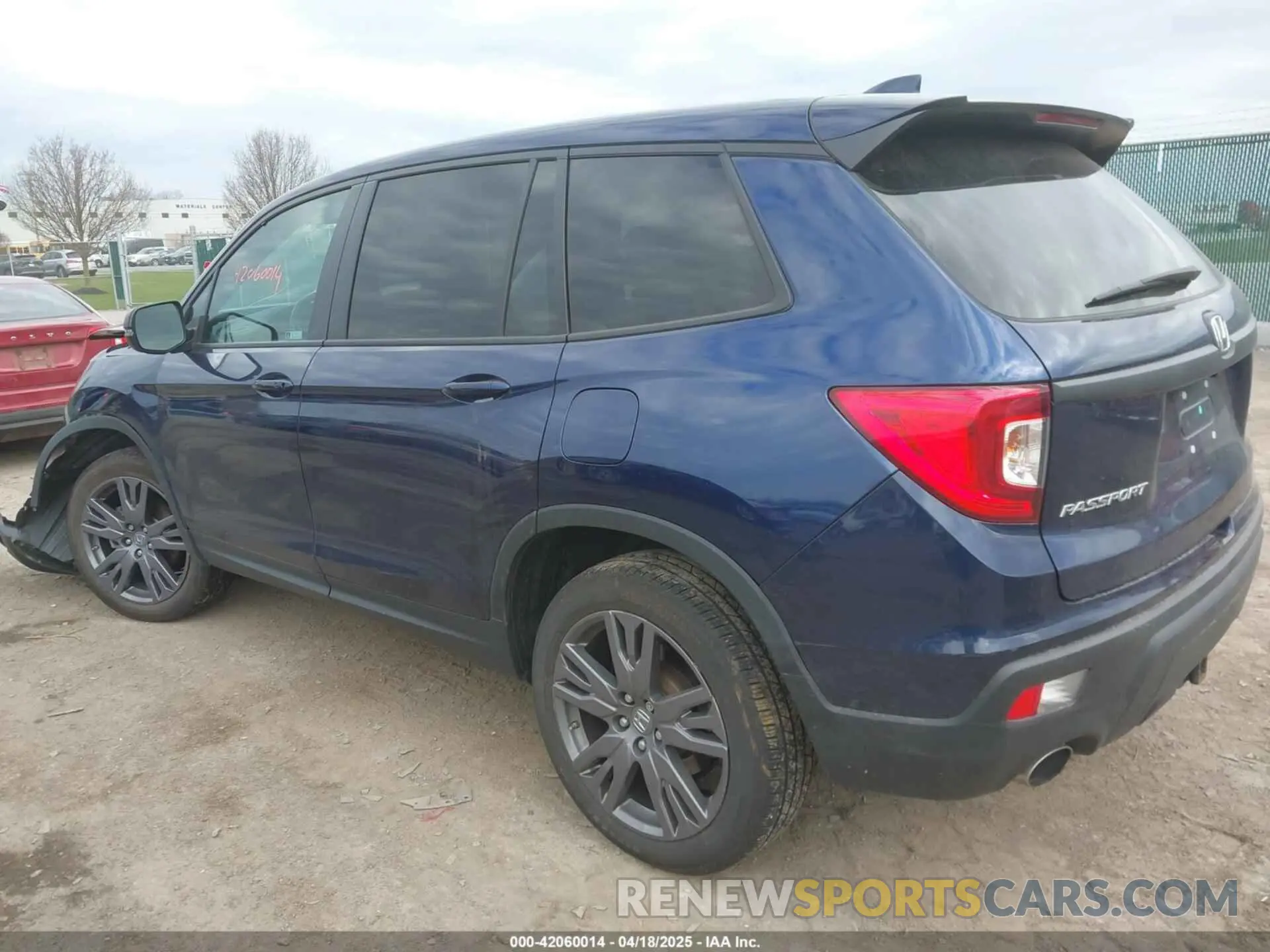 3 Photograph of a damaged car 5FNYF8H55MB023278 HONDA PASSPORT 2021
