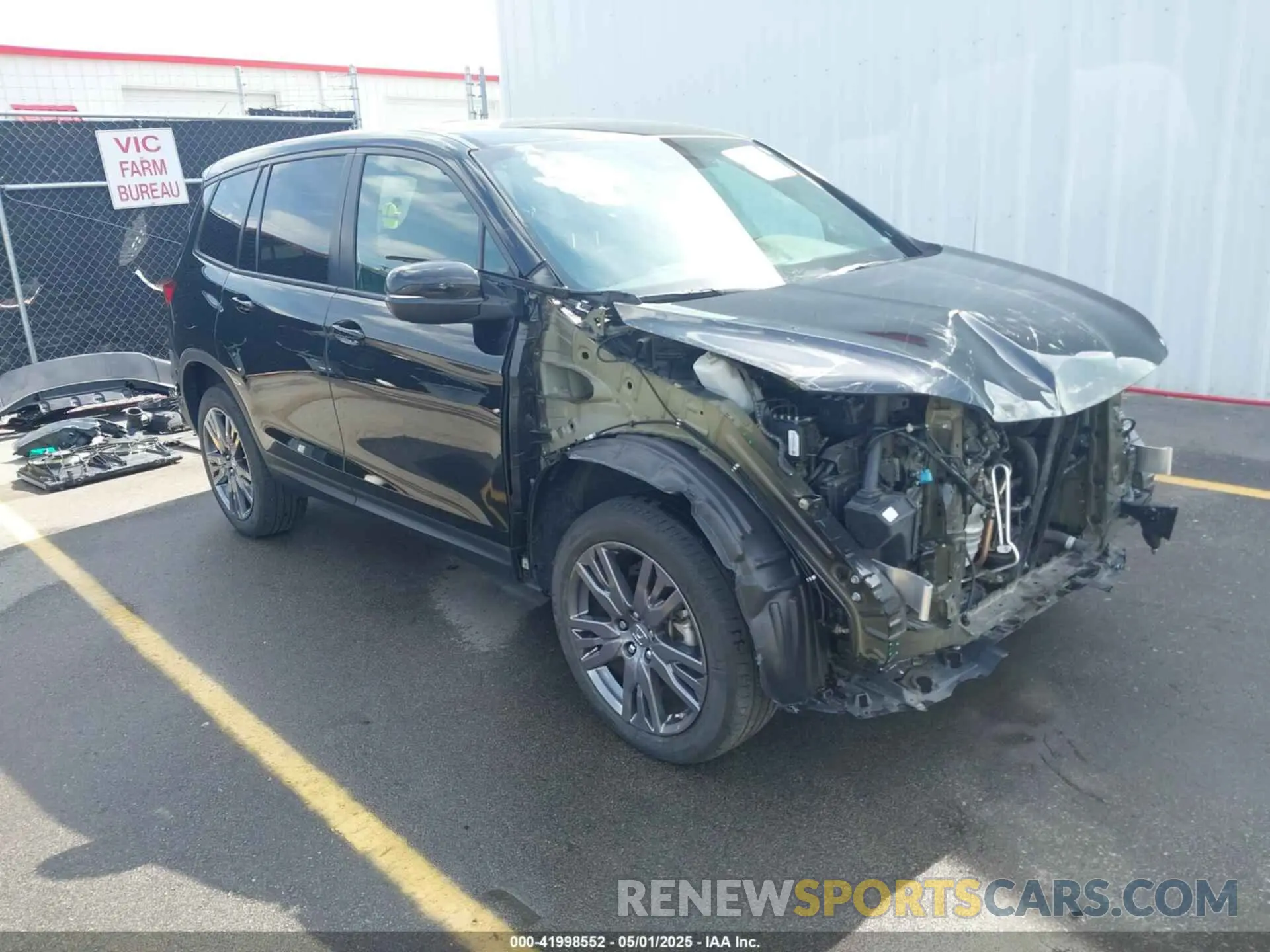 1 Photograph of a damaged car 5FNYF8H59MB031013 HONDA PASSPORT 2021