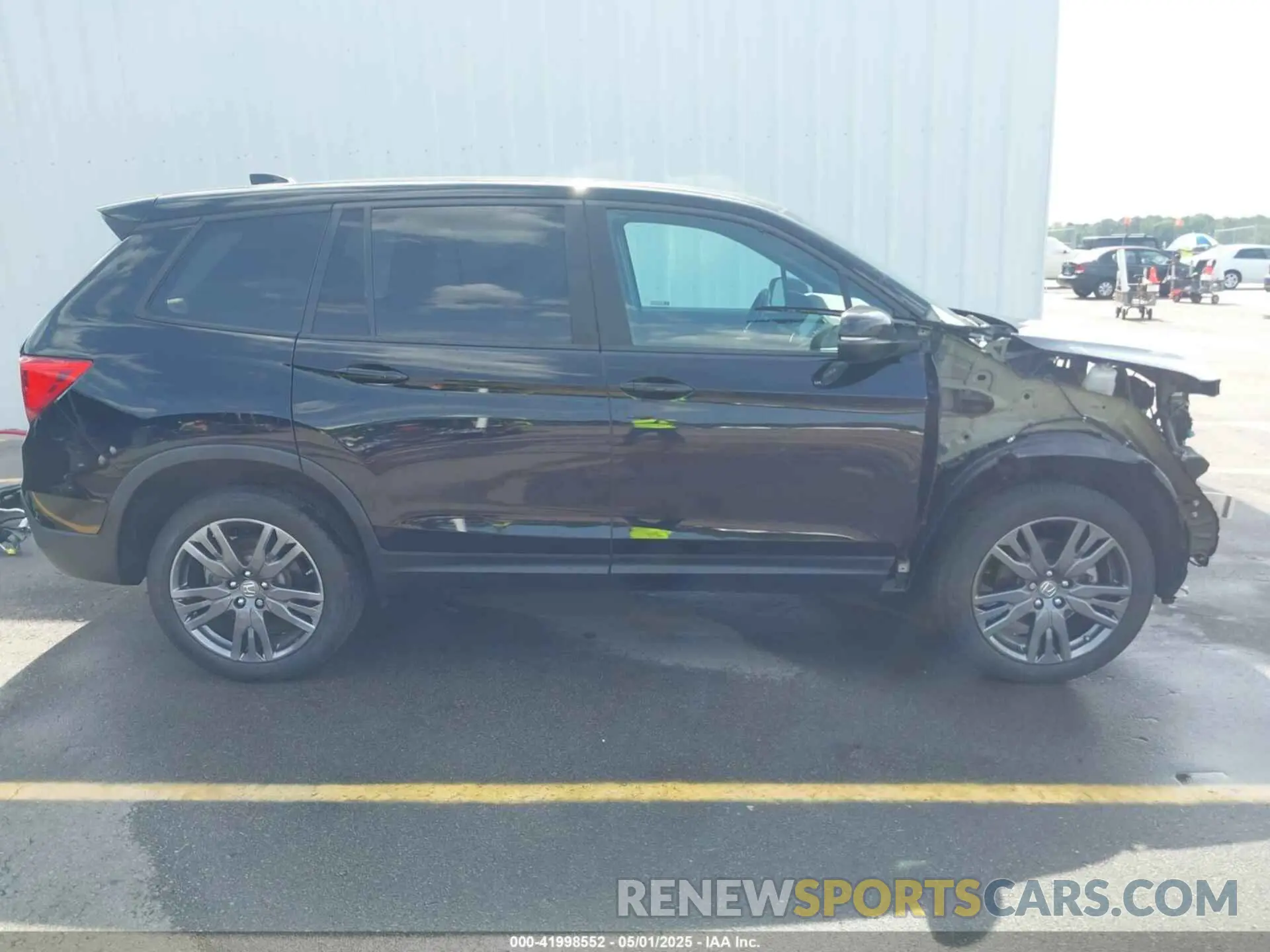 14 Photograph of a damaged car 5FNYF8H59MB031013 HONDA PASSPORT 2021